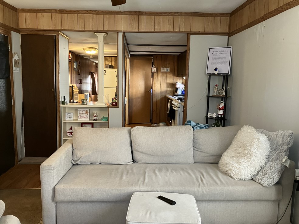 A photo of the Murray Manor Home