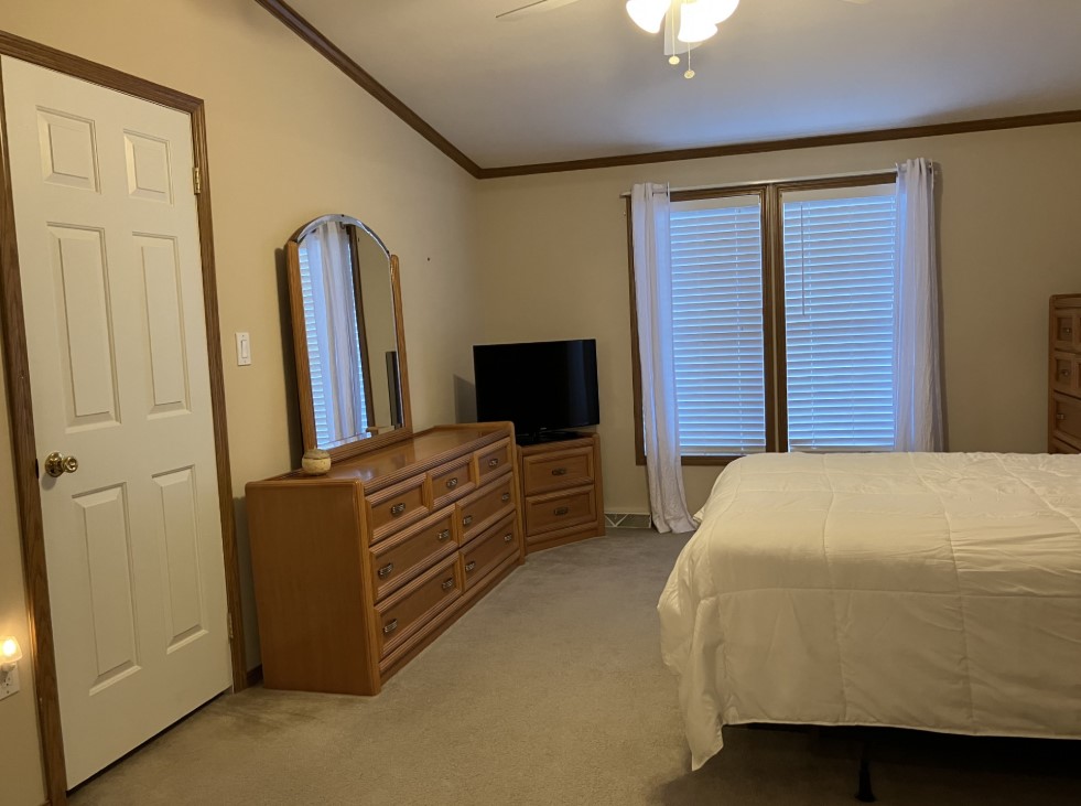 A photo of the Murray Manor Home