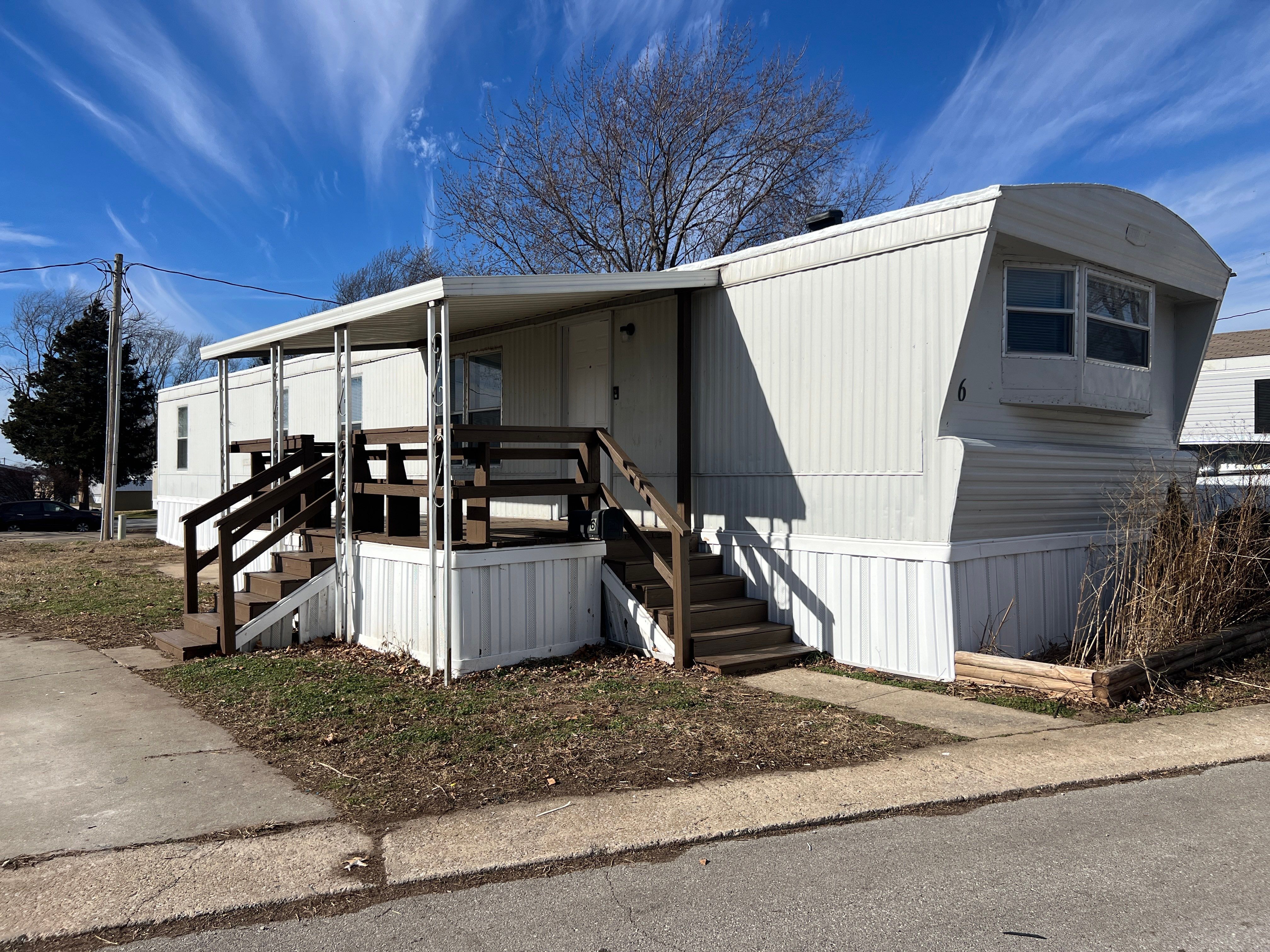 A photo of the Springdale Lake Home