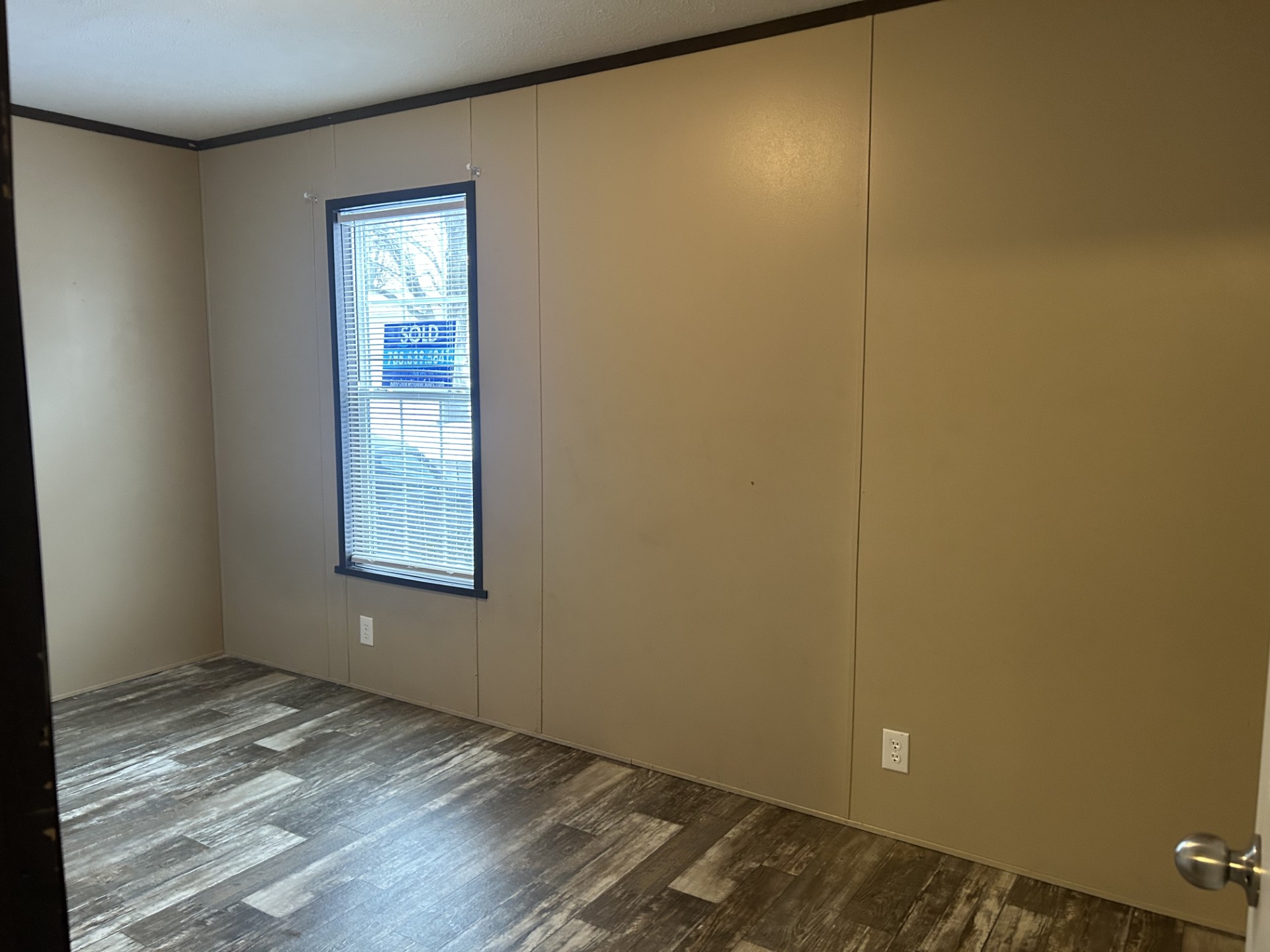 A photo of the Colonial Gardens Home