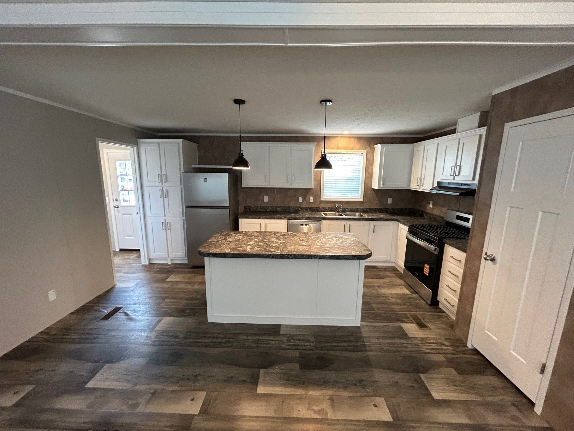 A photo of the Valley Forge Crossing Home