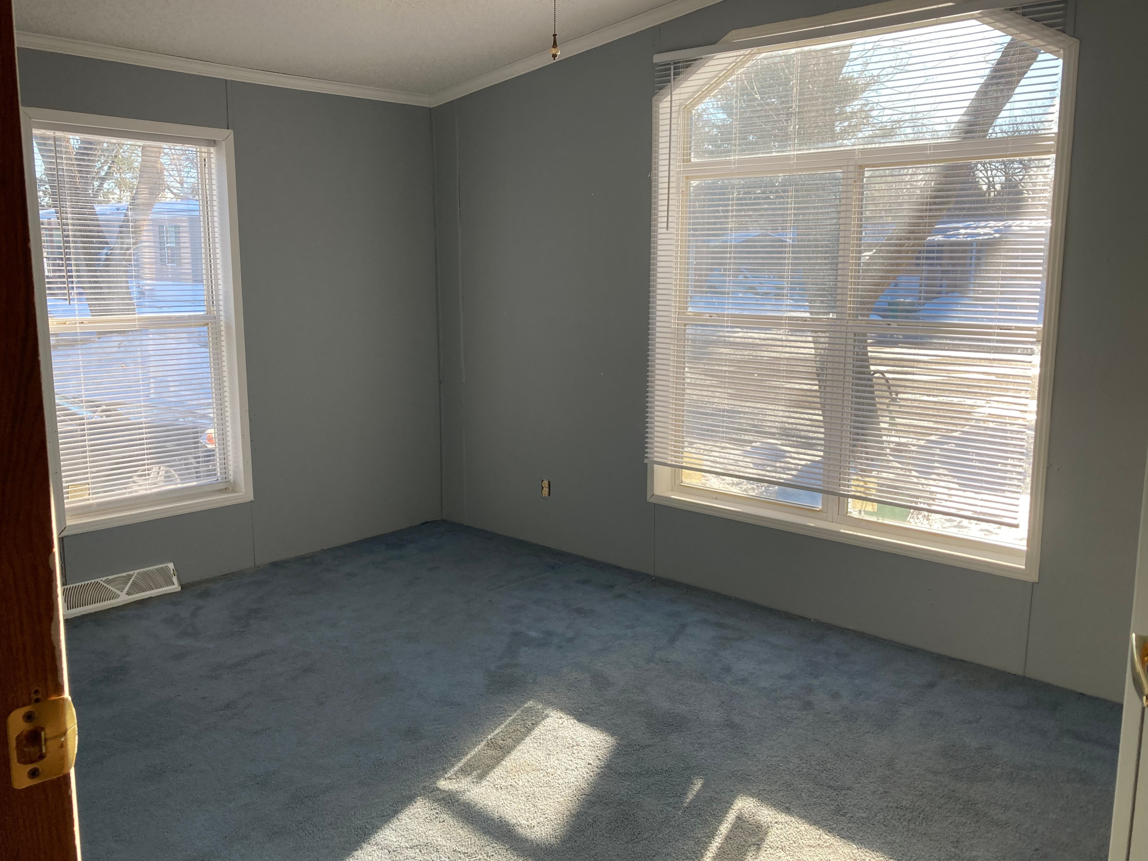 A photo of the Lakeshore Terrace Home