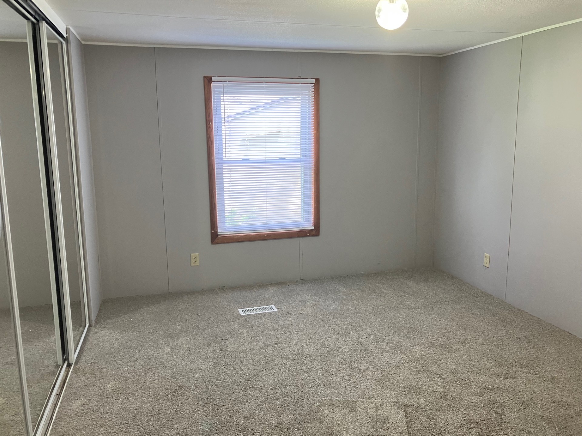 A photo of the Lakeland / Lakeland Trails Home