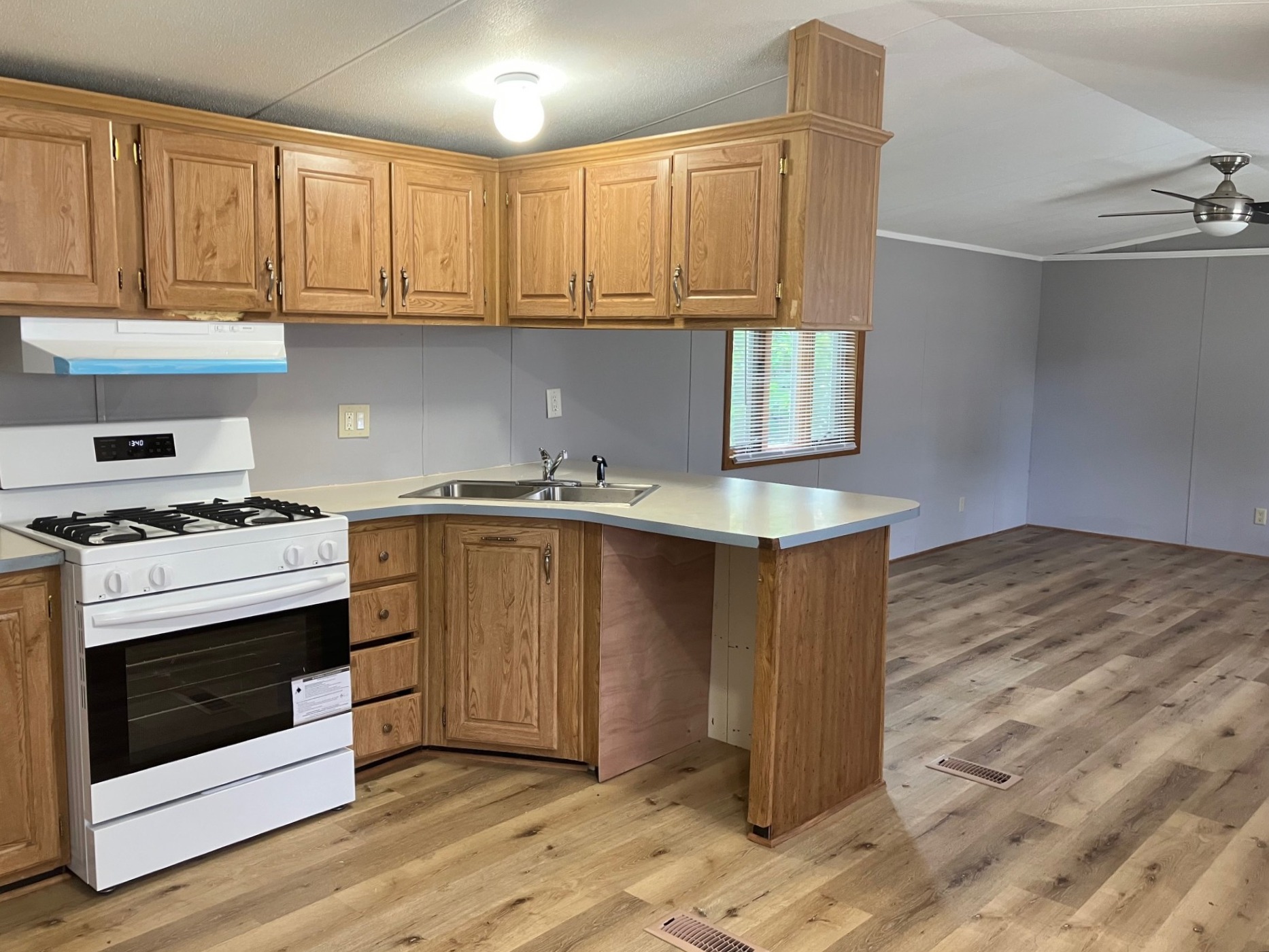 A photo of the Lakeland / Lakeland Trails Home