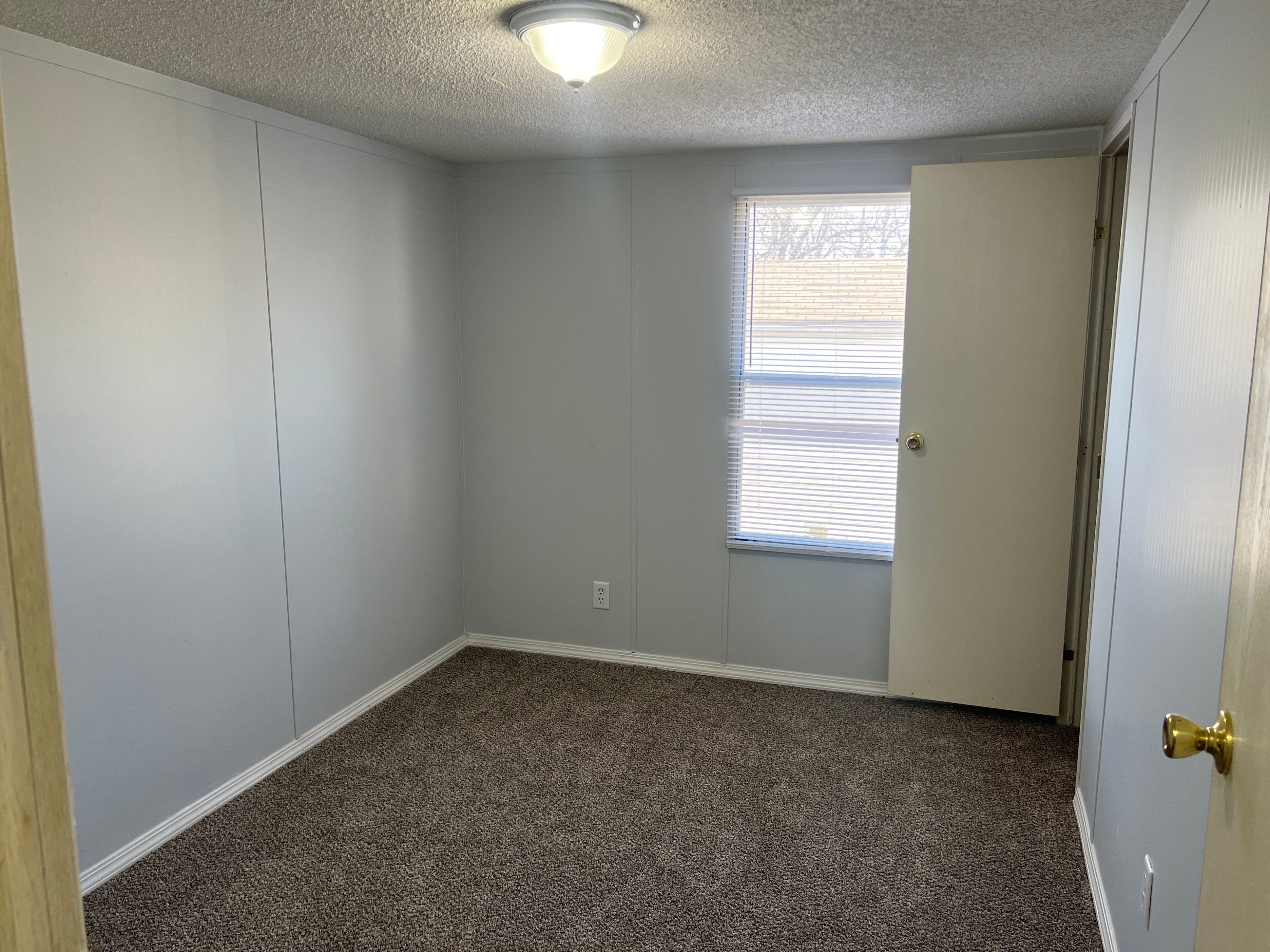 A photo of the Springdale Lake Home