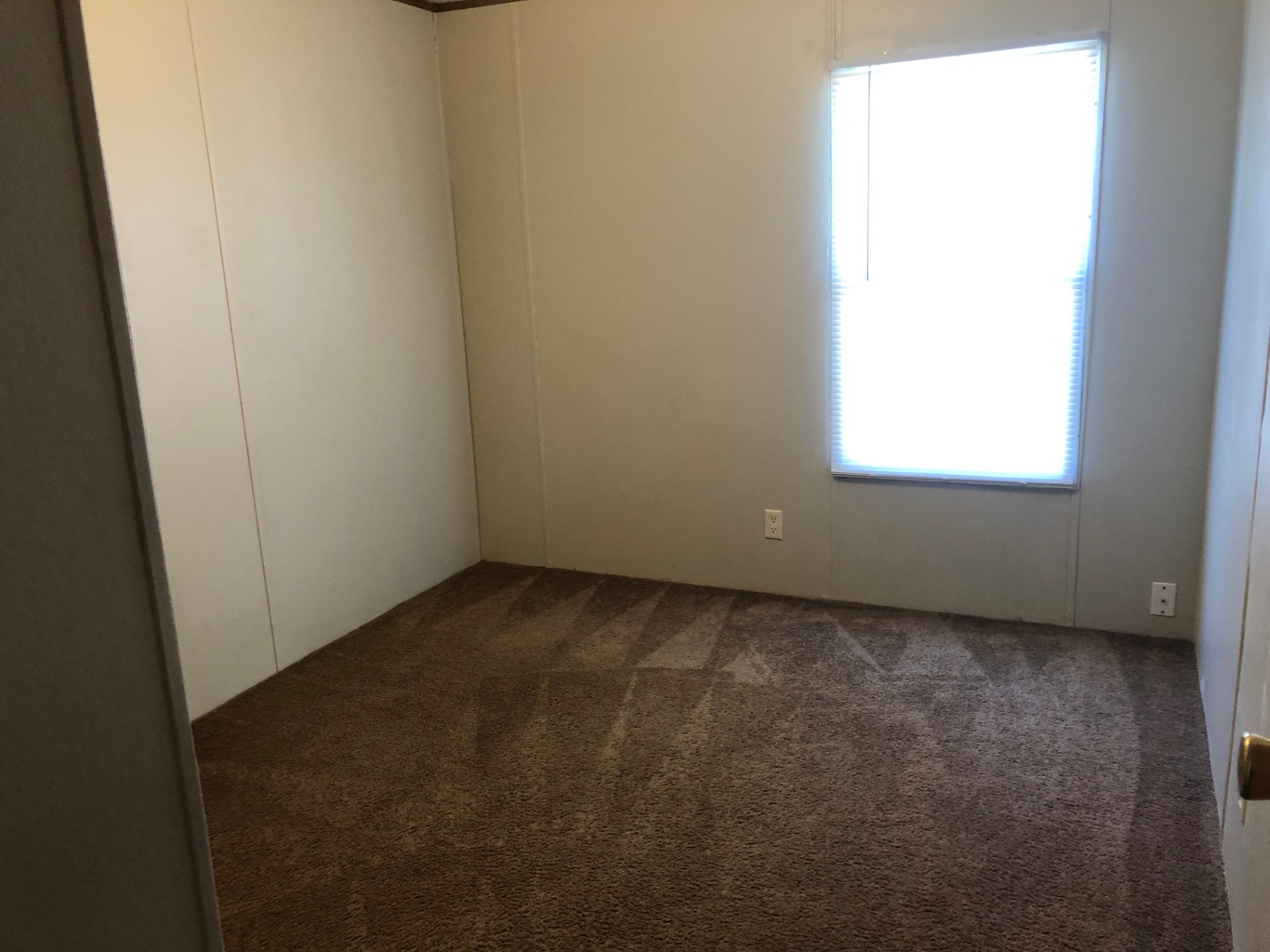 A photo of the Navajo Lake Estates Home