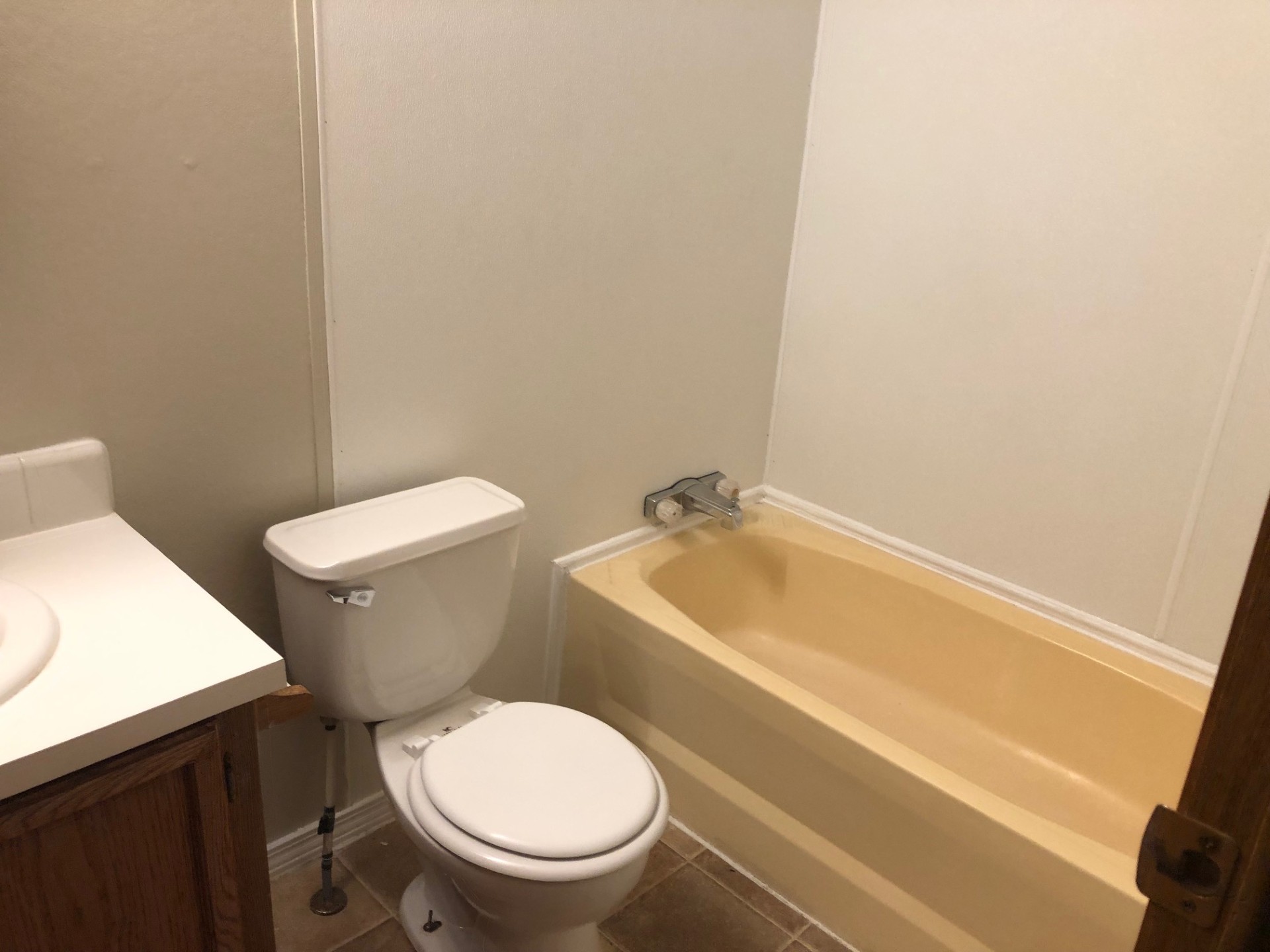 A photo of the Navajo Lake Estates Home