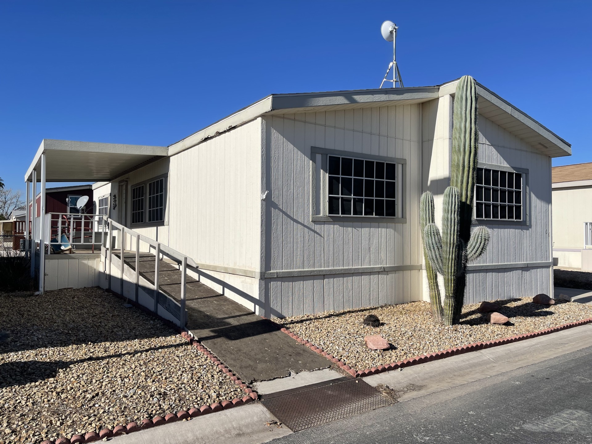 A photo of the River Oaks Home