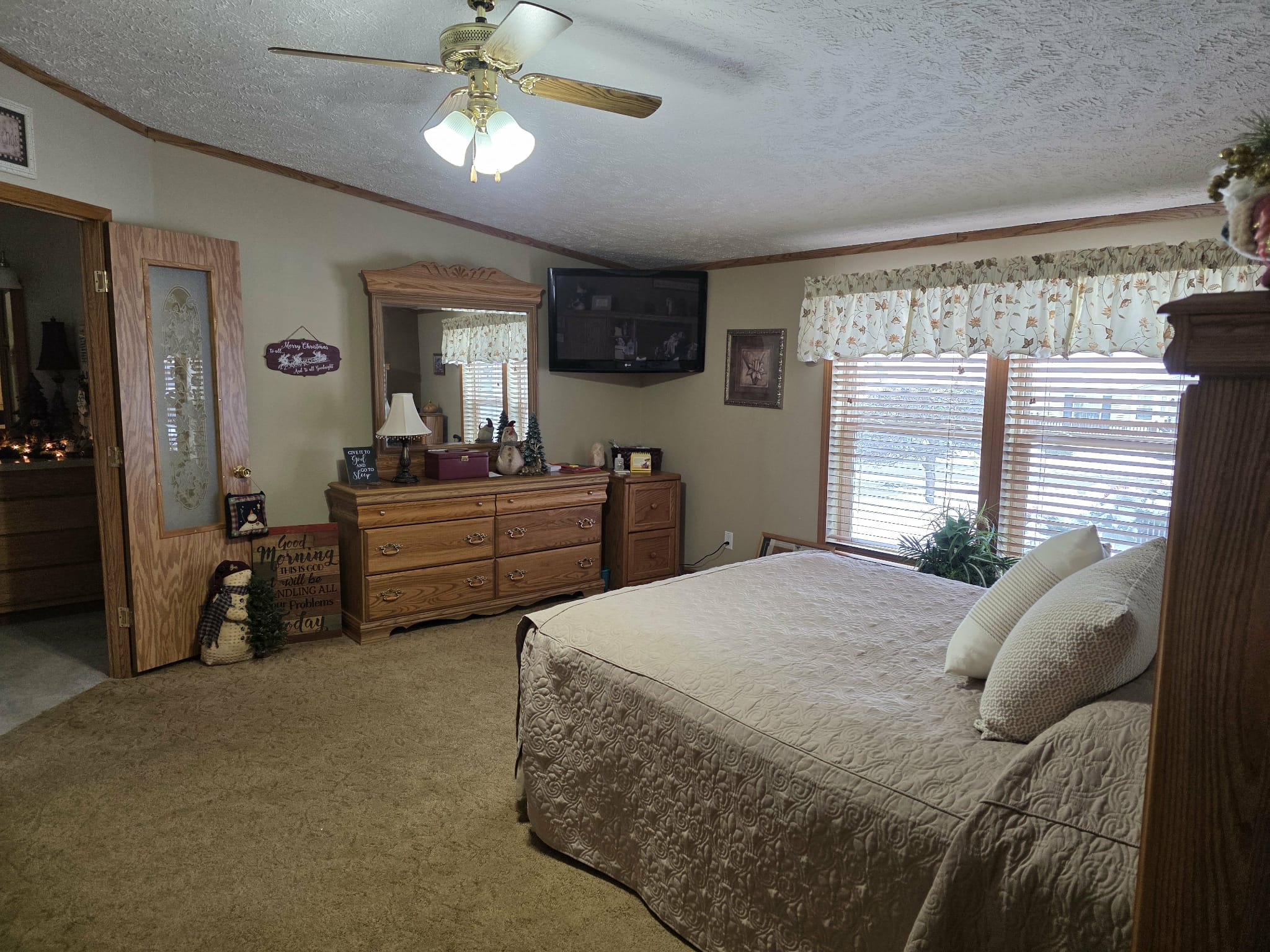 A photo of the Alpine Park Home