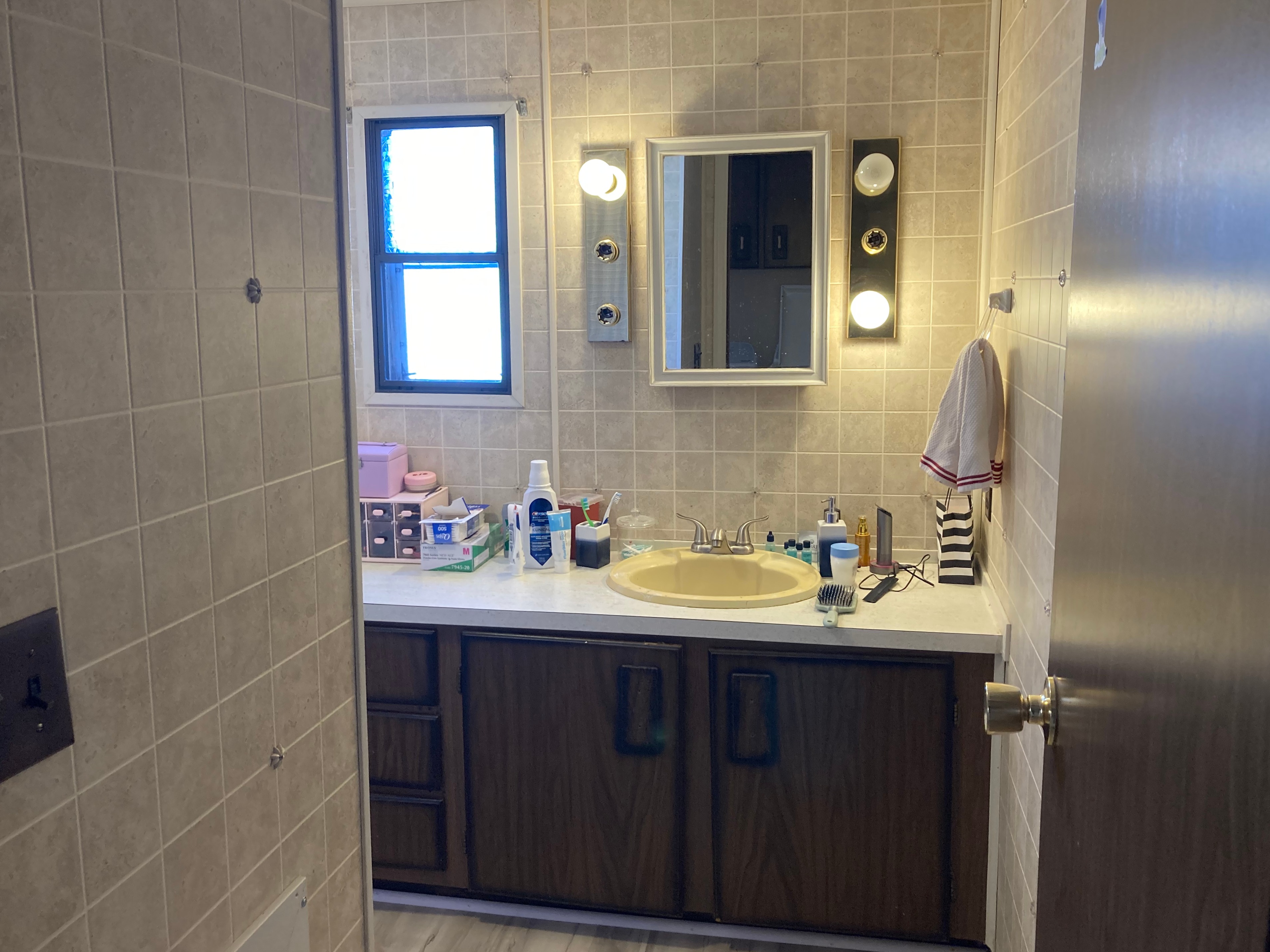 A photo of the Lakeshore Terrace Home