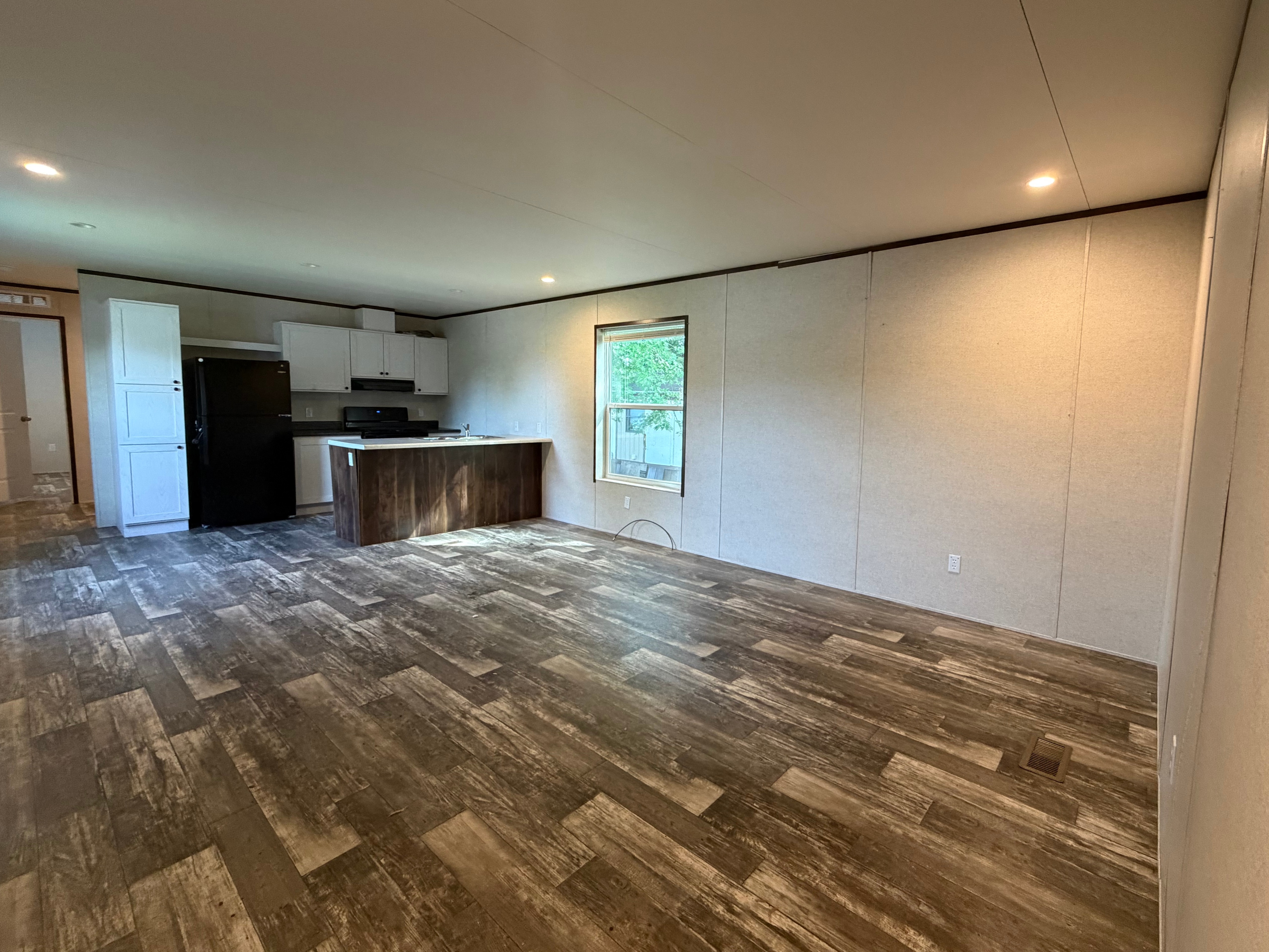 A photo of the Lakeshore Landing Home