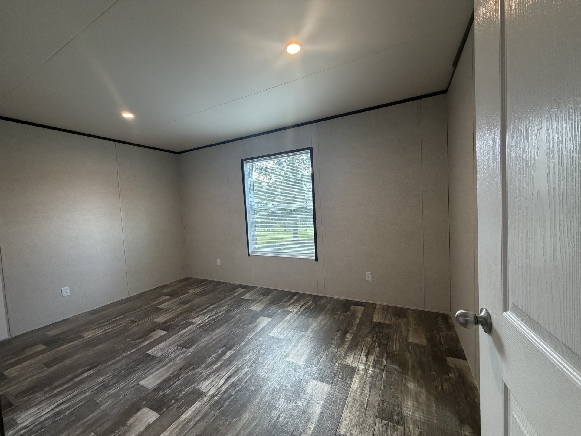 A photo of the Lakeshore Landing Home