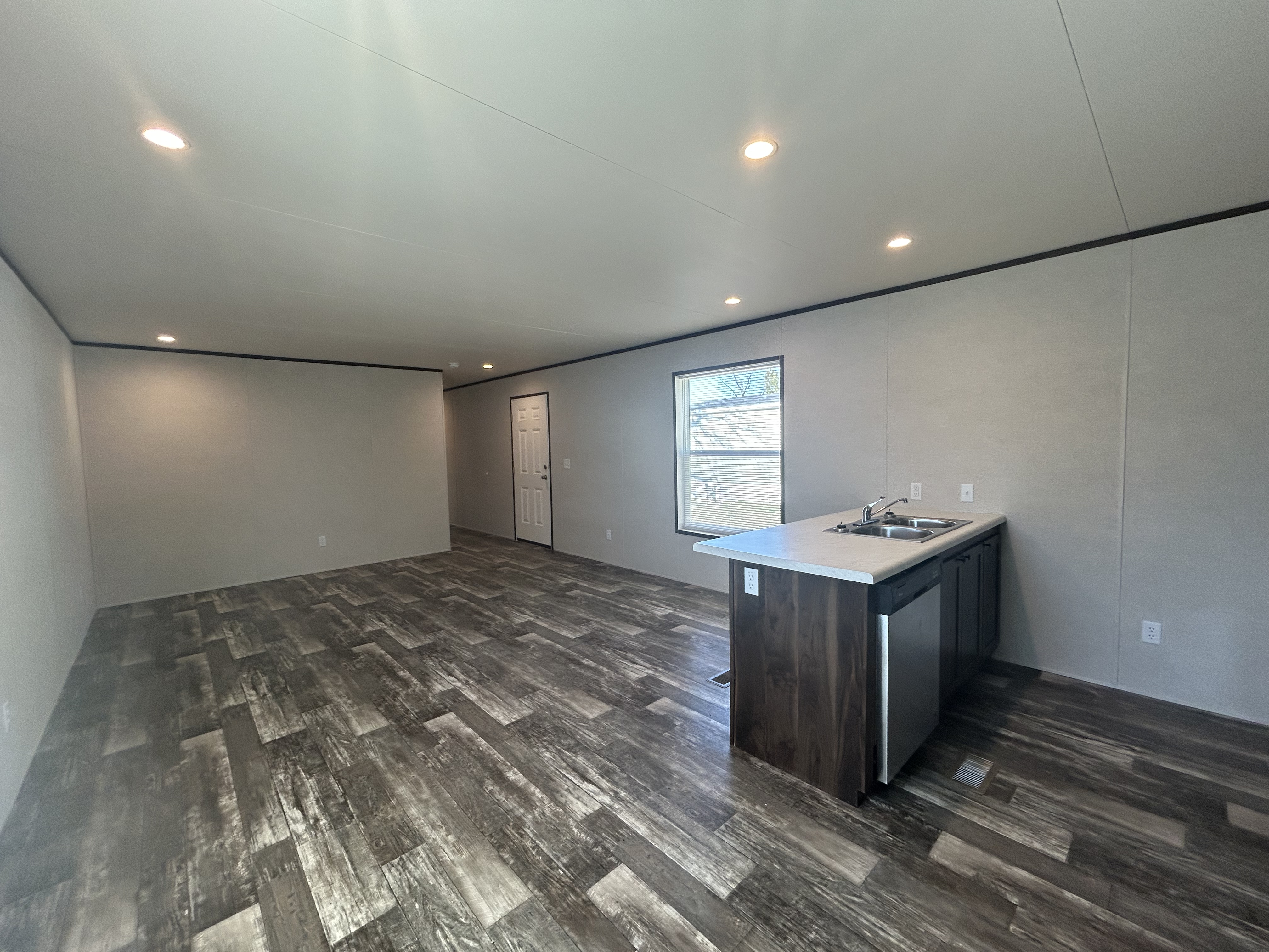 A photo of the Lakeshore Terrace Home