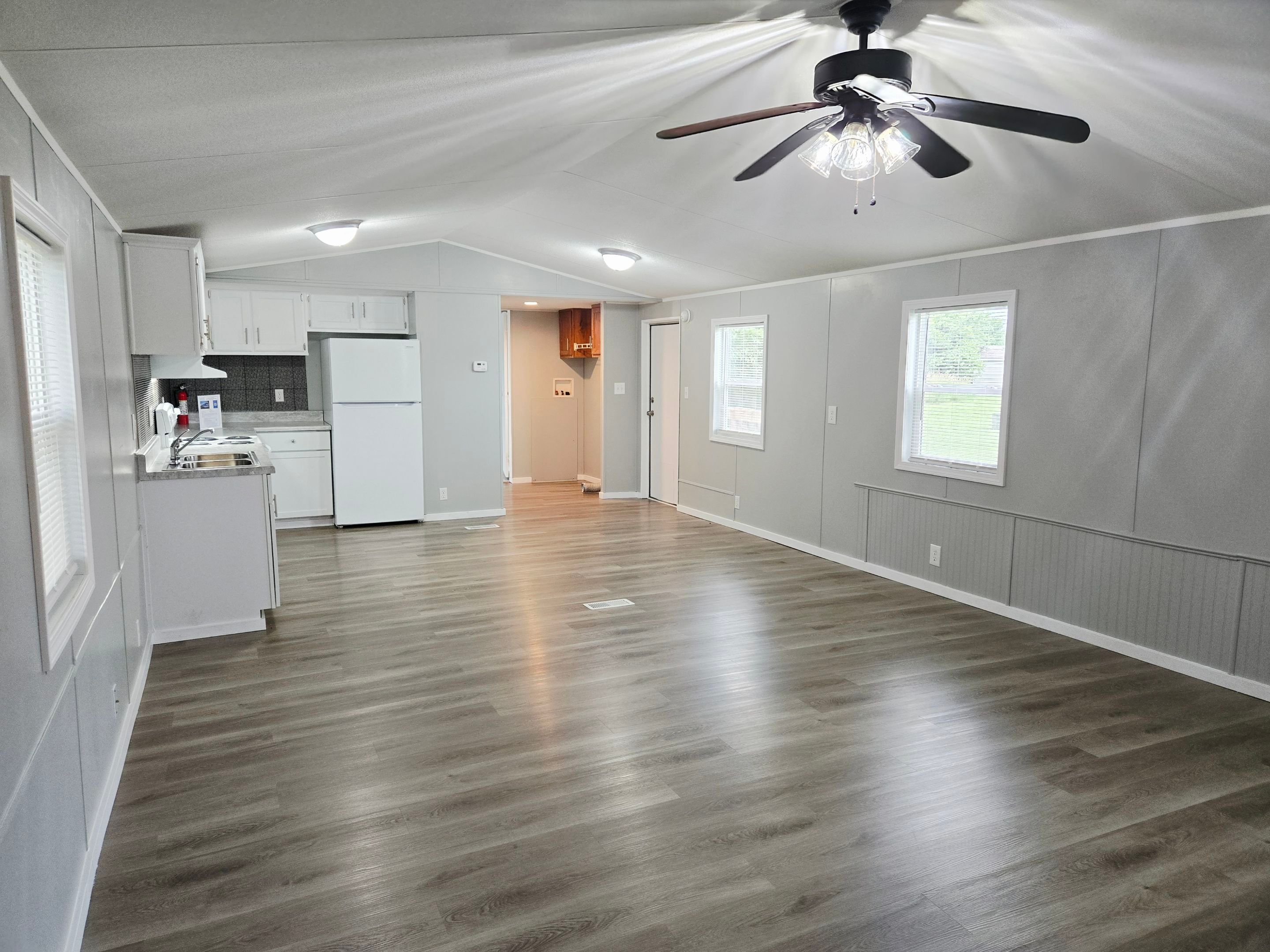 A photo of the Navajo Lake Estates Home