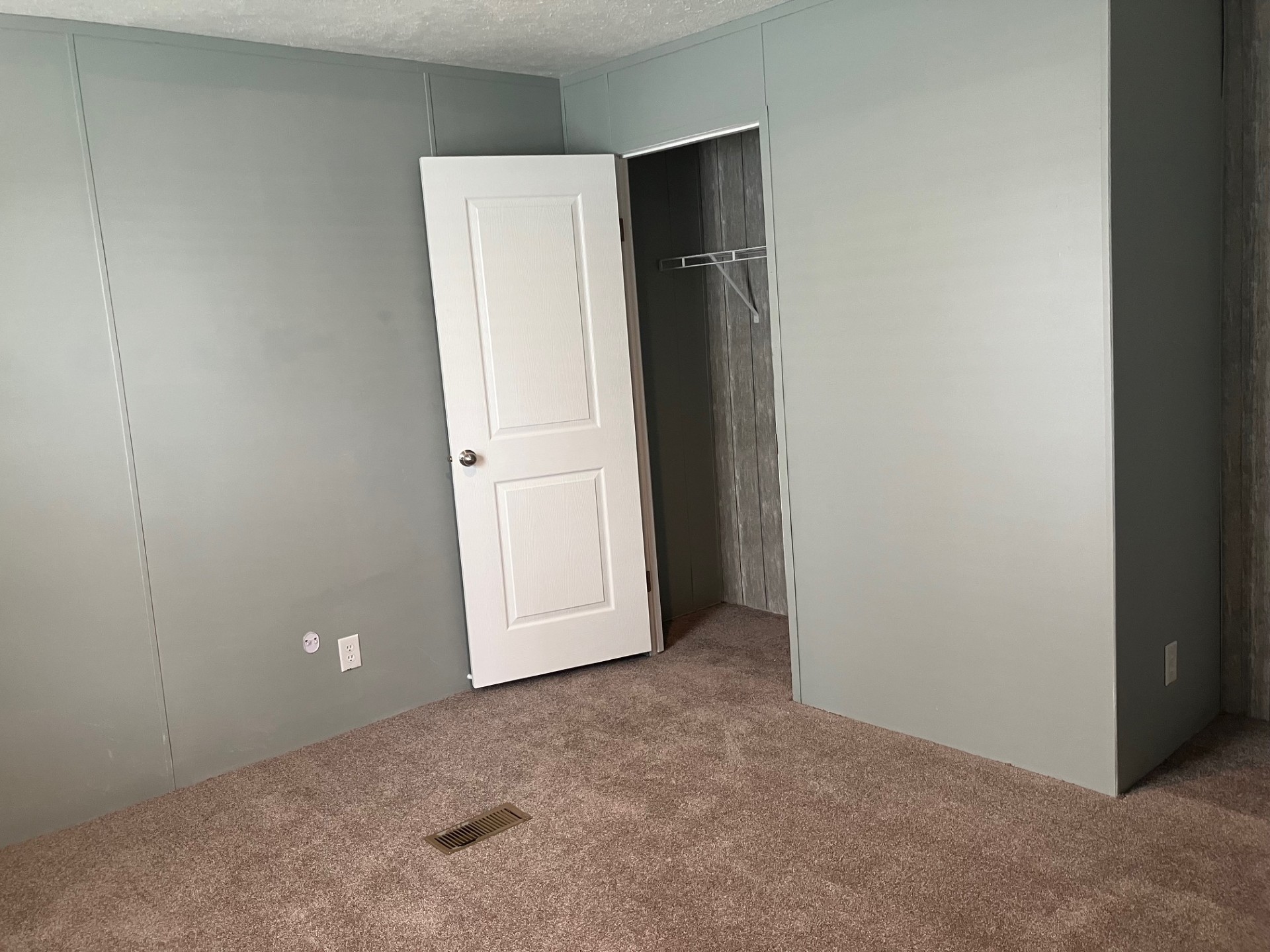A photo of the Lakeland / Lakeland Trails Home