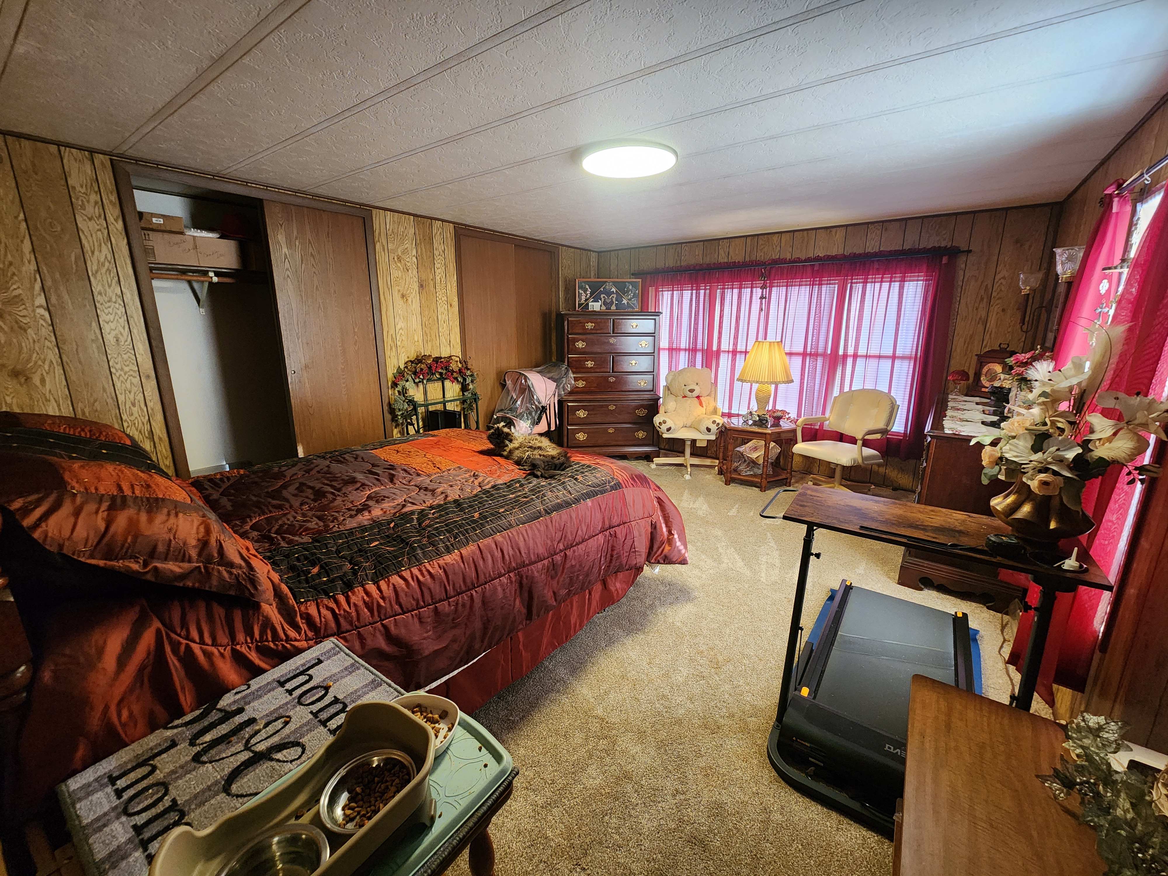 A photo of the Manor Hill Home