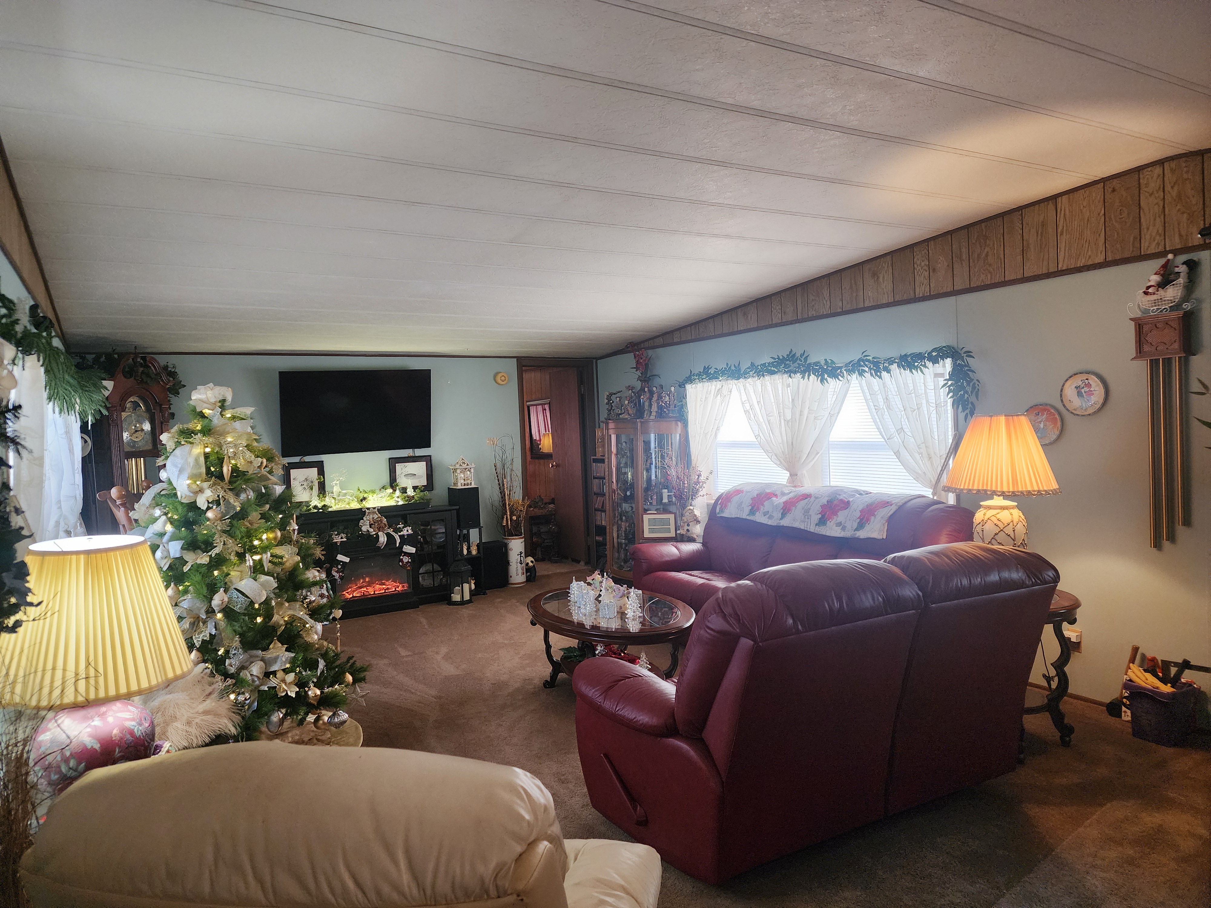 A photo of the Manor Hill Home