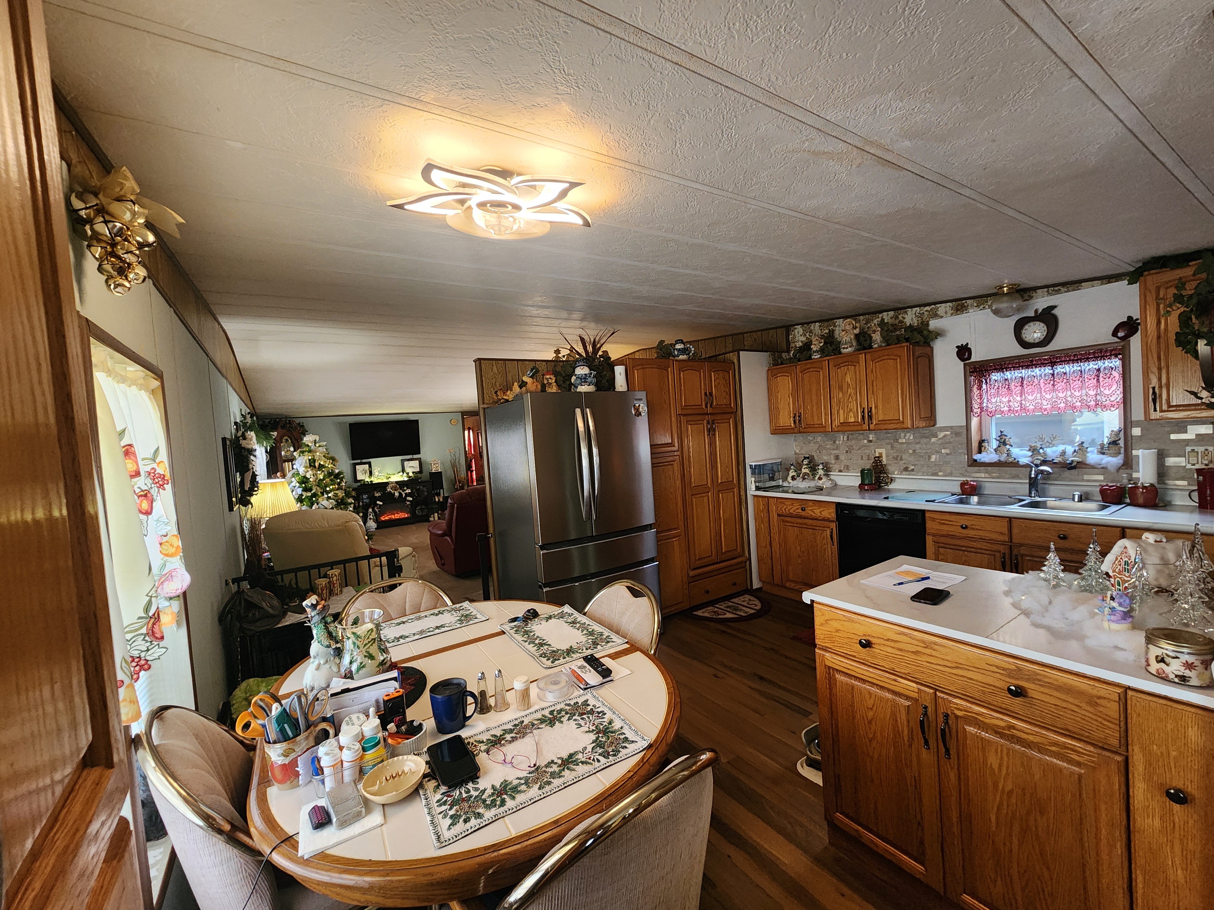 A photo of the Manor Hill Home