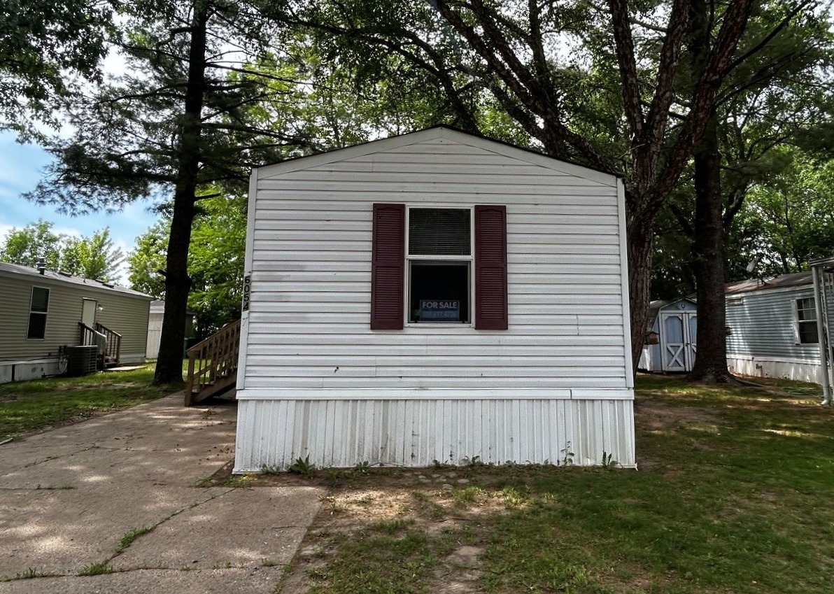 A photo of the Deluxe Lake Estates Home