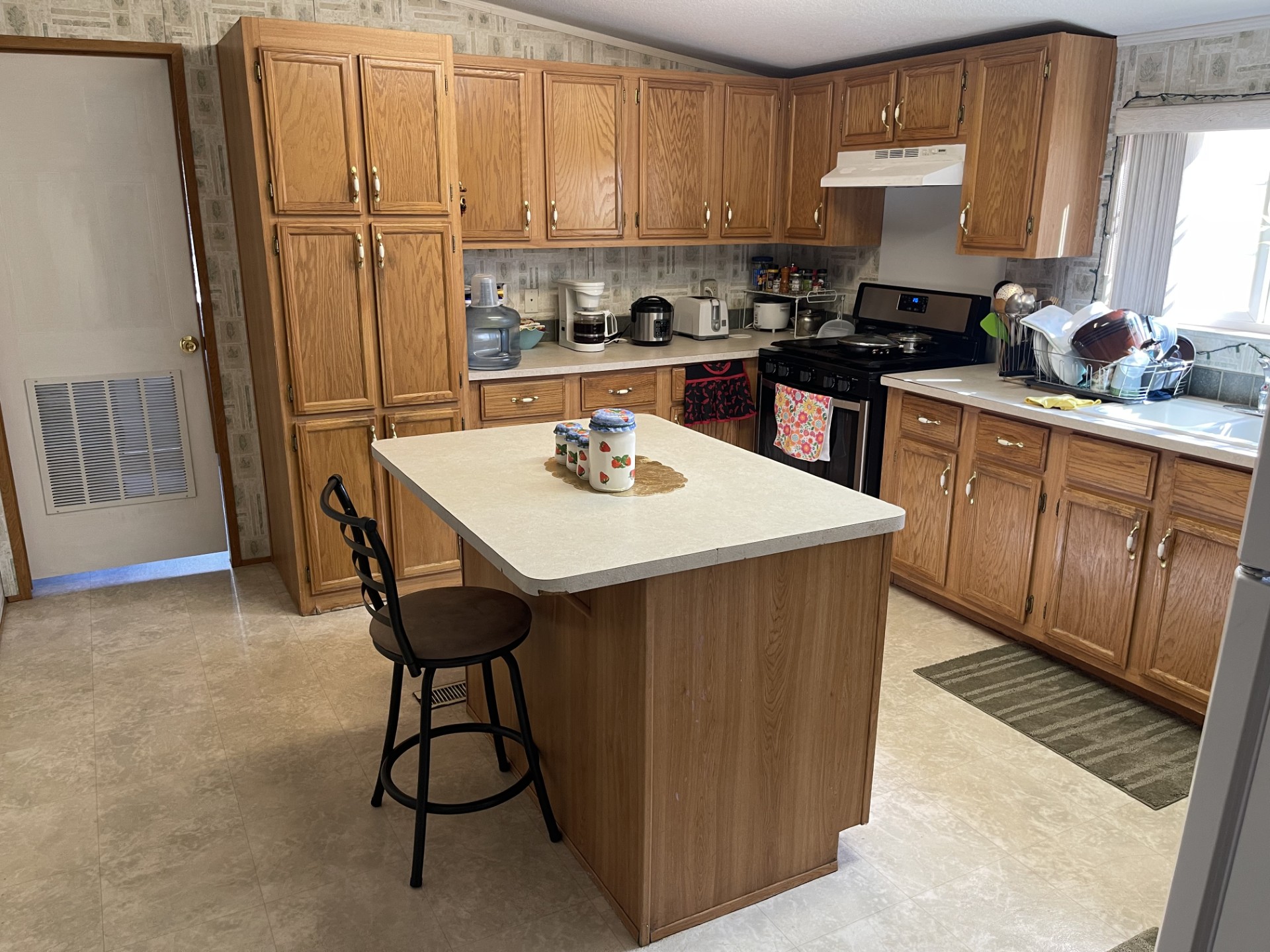 A photo of the River Oaks Home