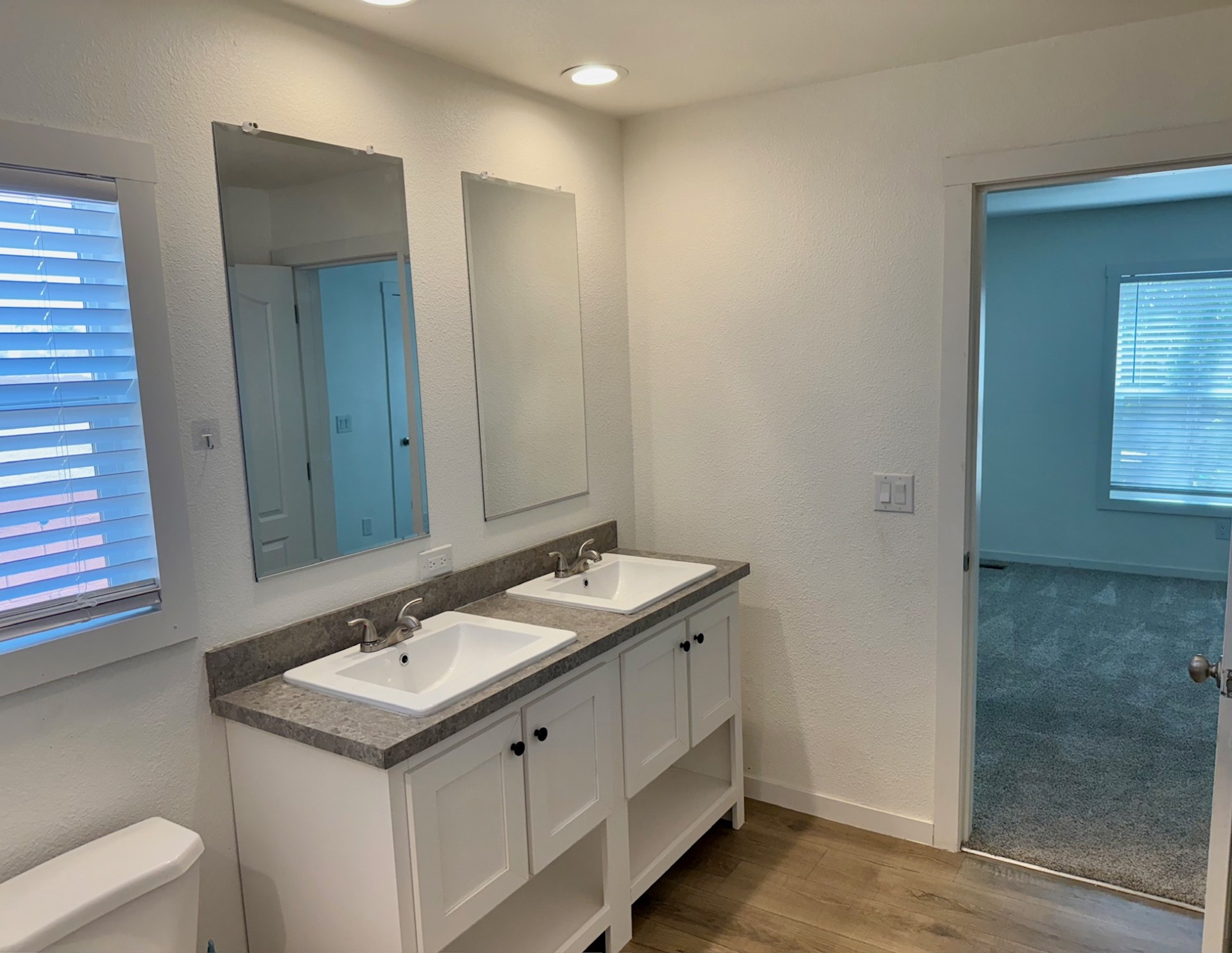 A photo of the Sunrise Oaks Home