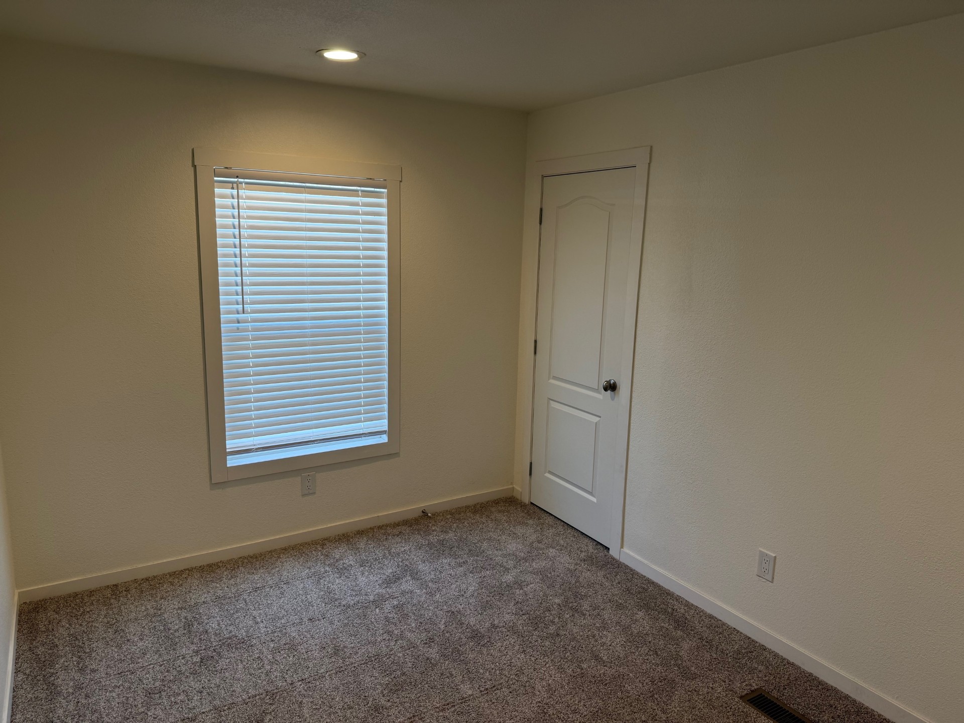 A photo of the Sunrise Oaks Home