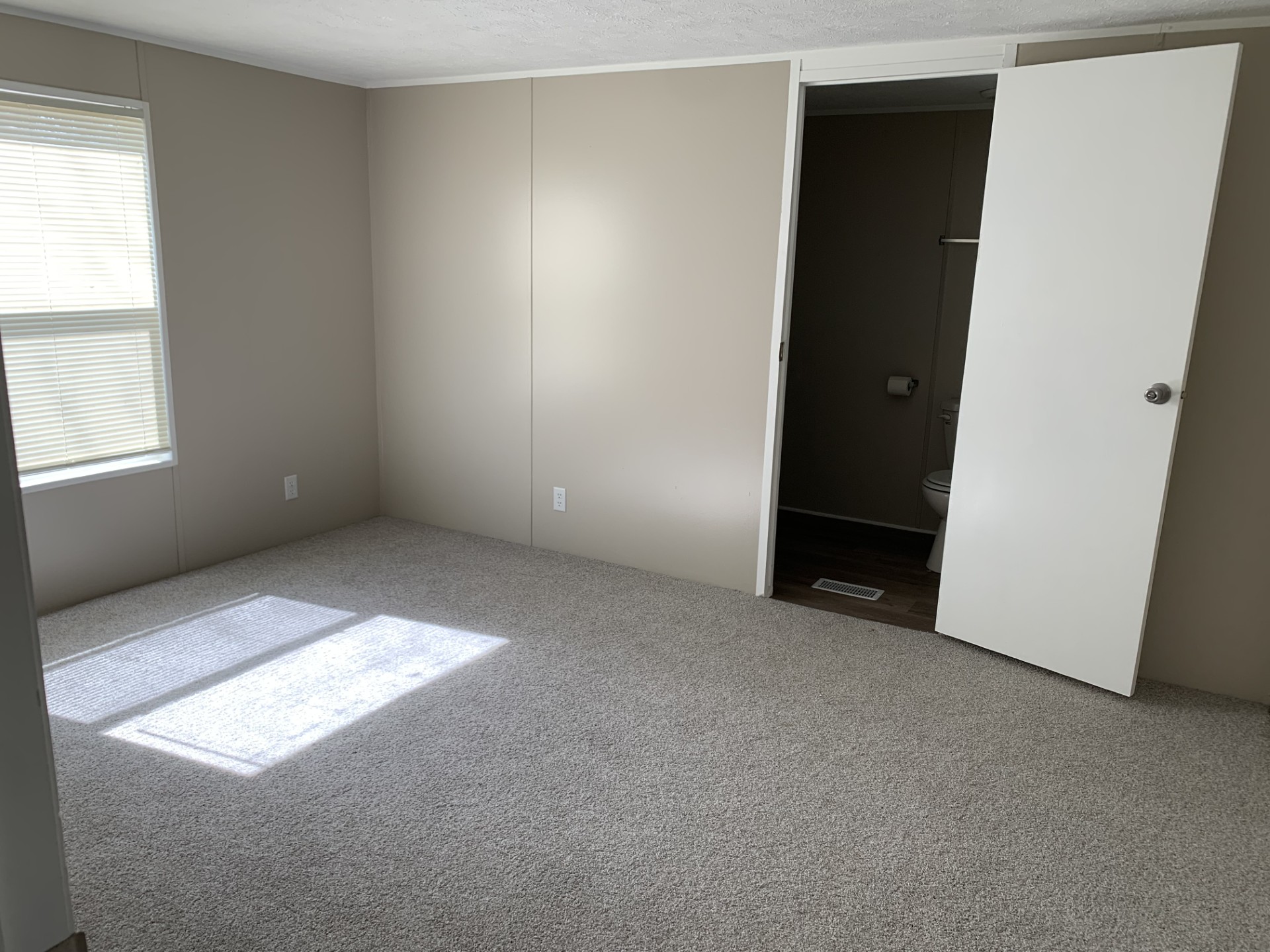 A photo of the Edwardsburg Estates Home