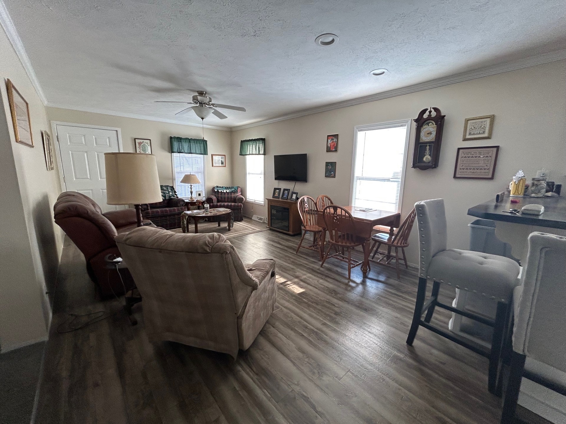 A photo of the Valley Forge Crossing Home