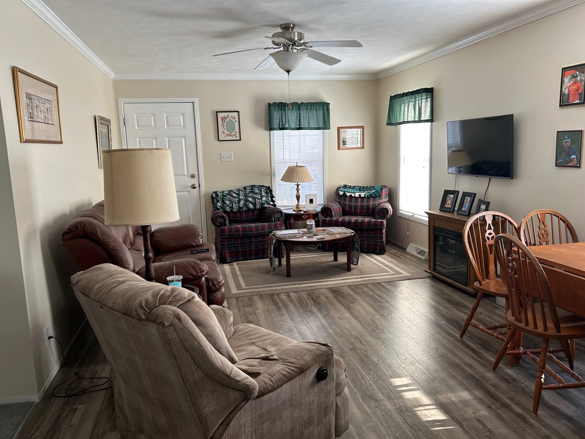 A photo of the Valley Forge Crossing Home