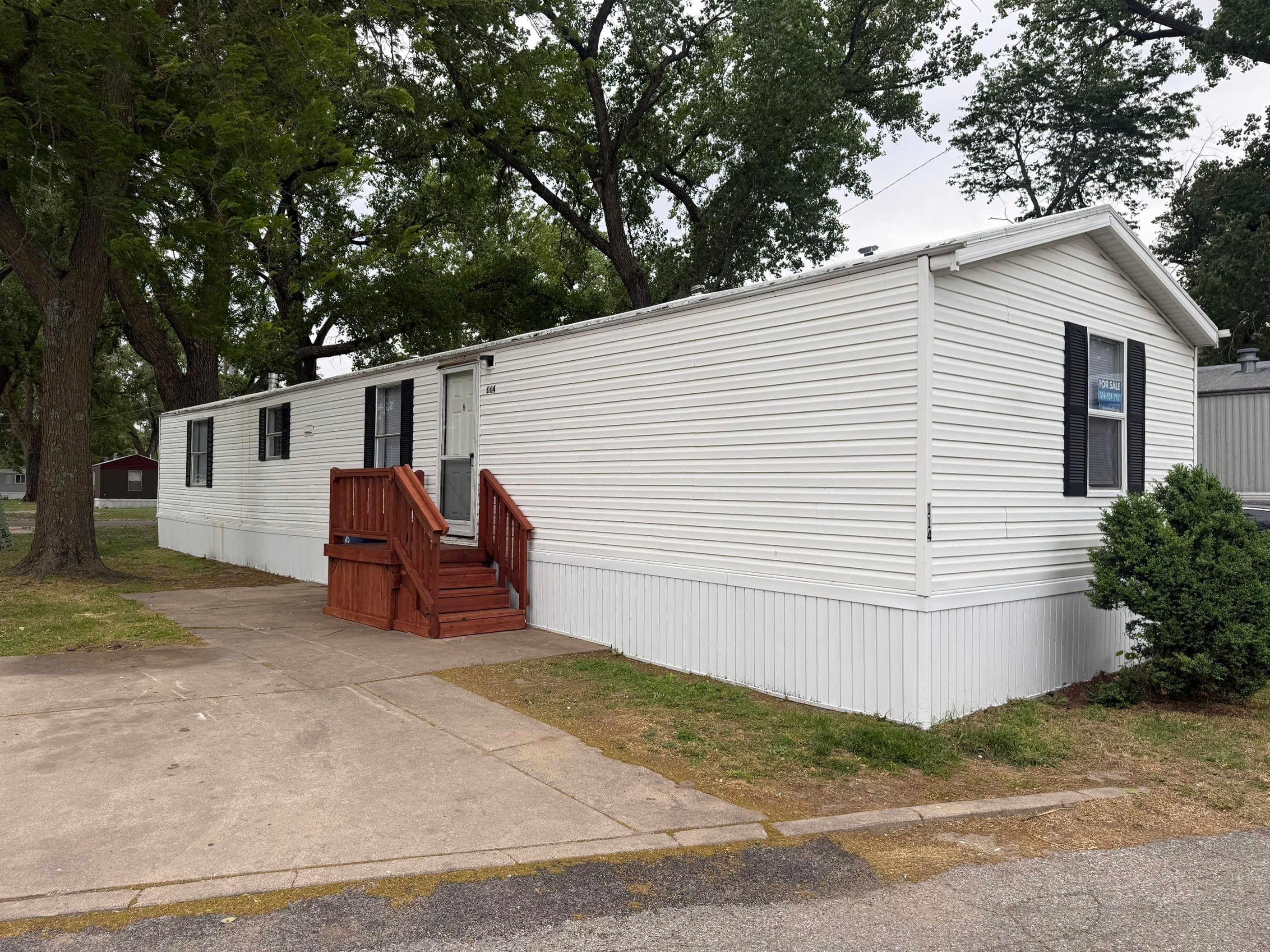 A photo of the Twin Oaks Home