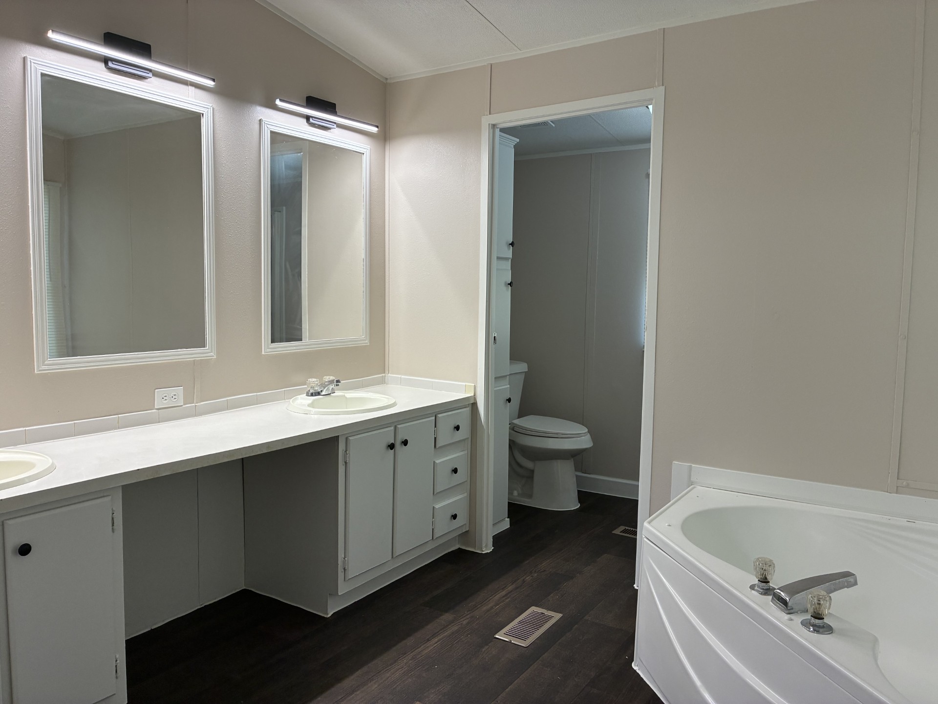 A photo of the Creekside Home