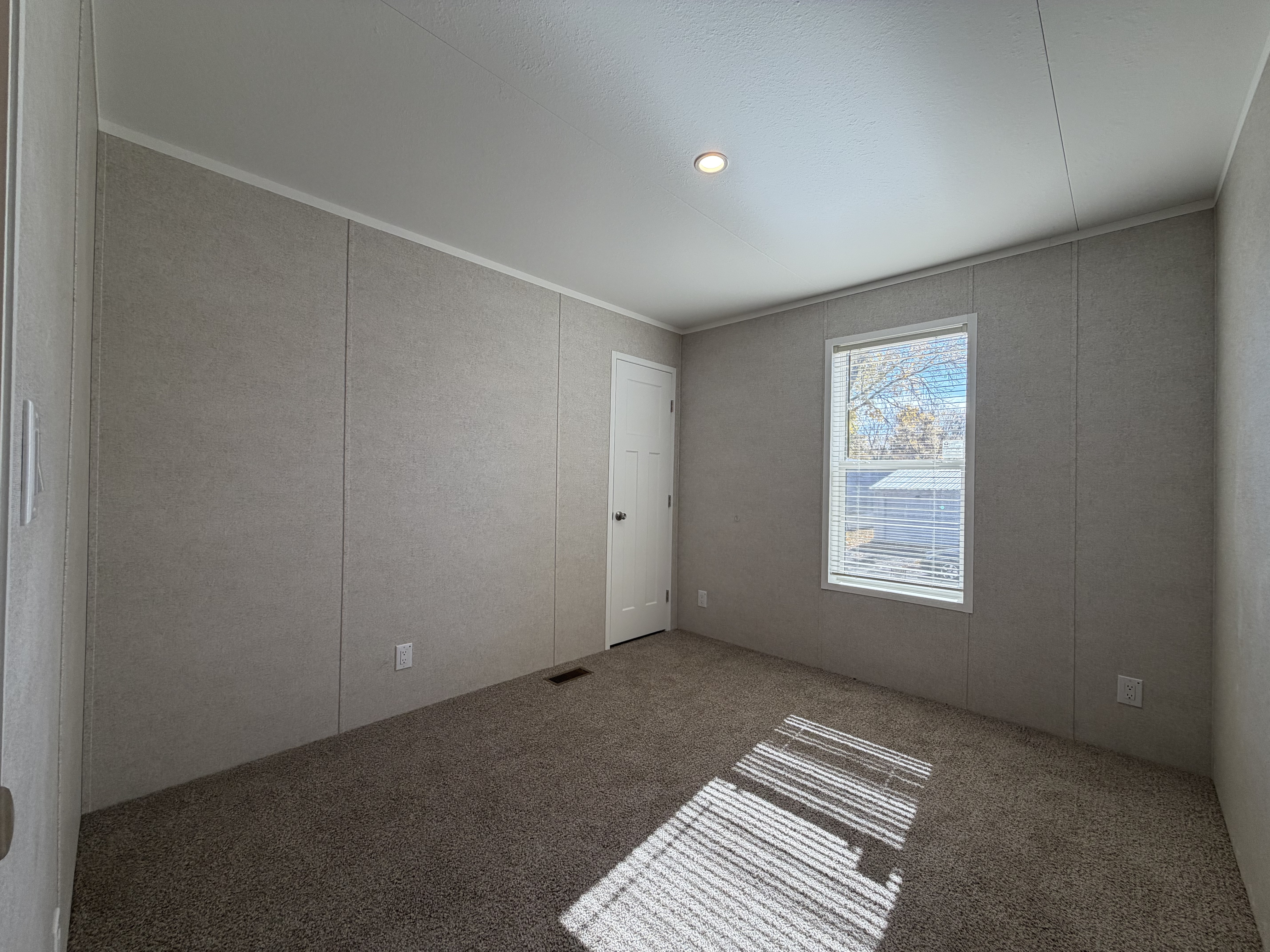 A photo of the Lakeshore Terrace Home