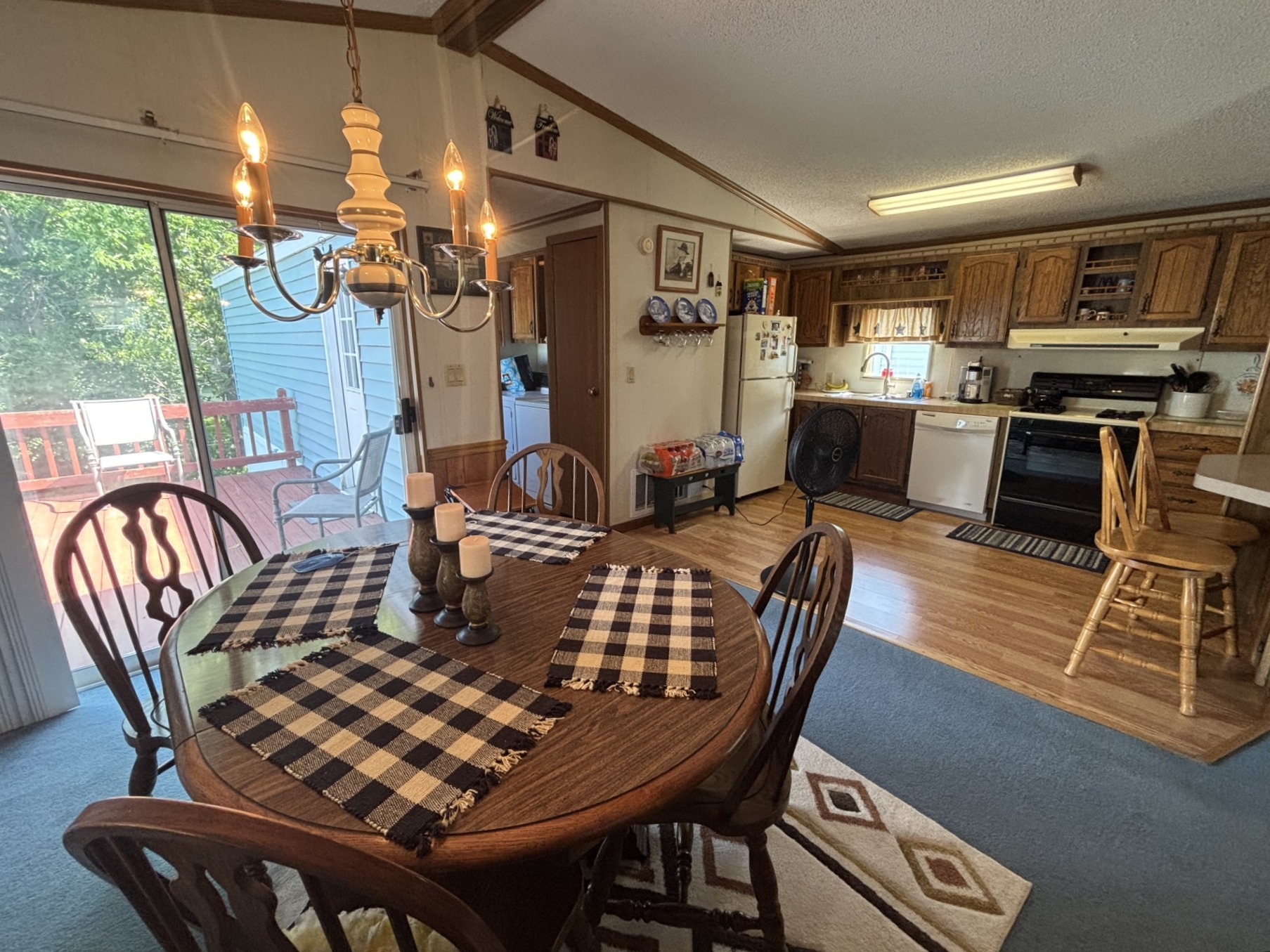 A photo of the Eagle Crest Home