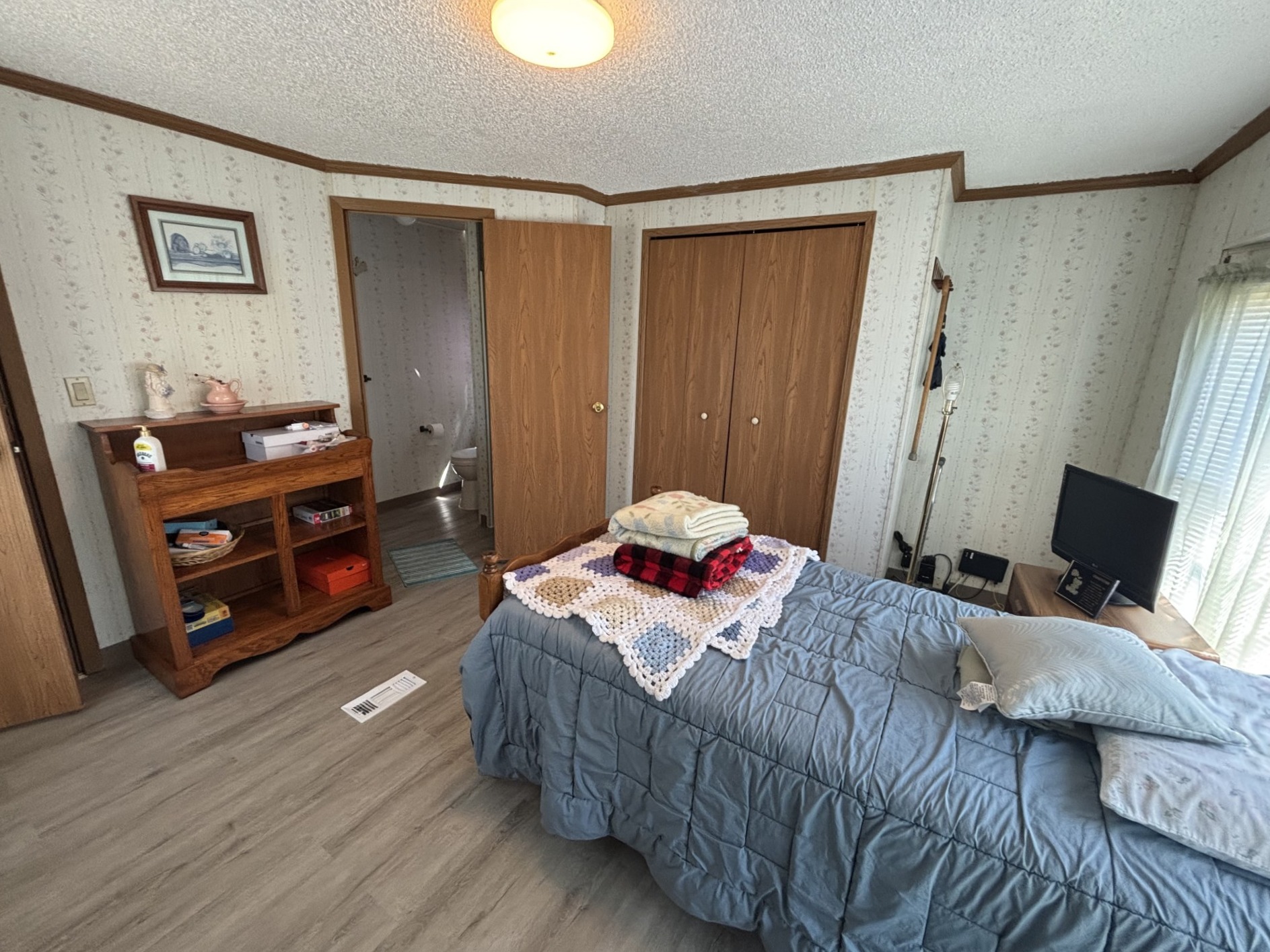 A photo of the Eagle Crest Home