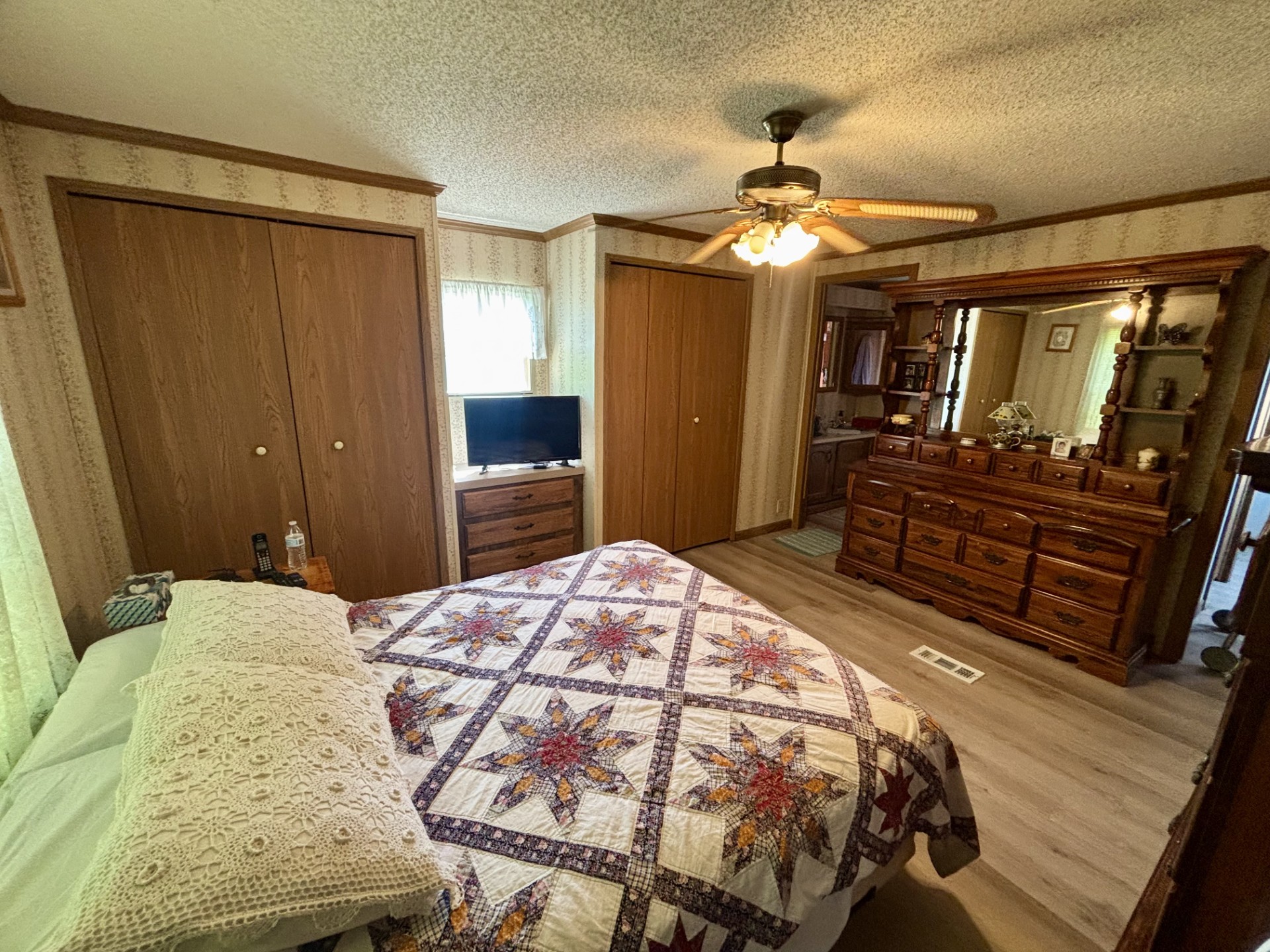 A photo of the Eagle Crest Home