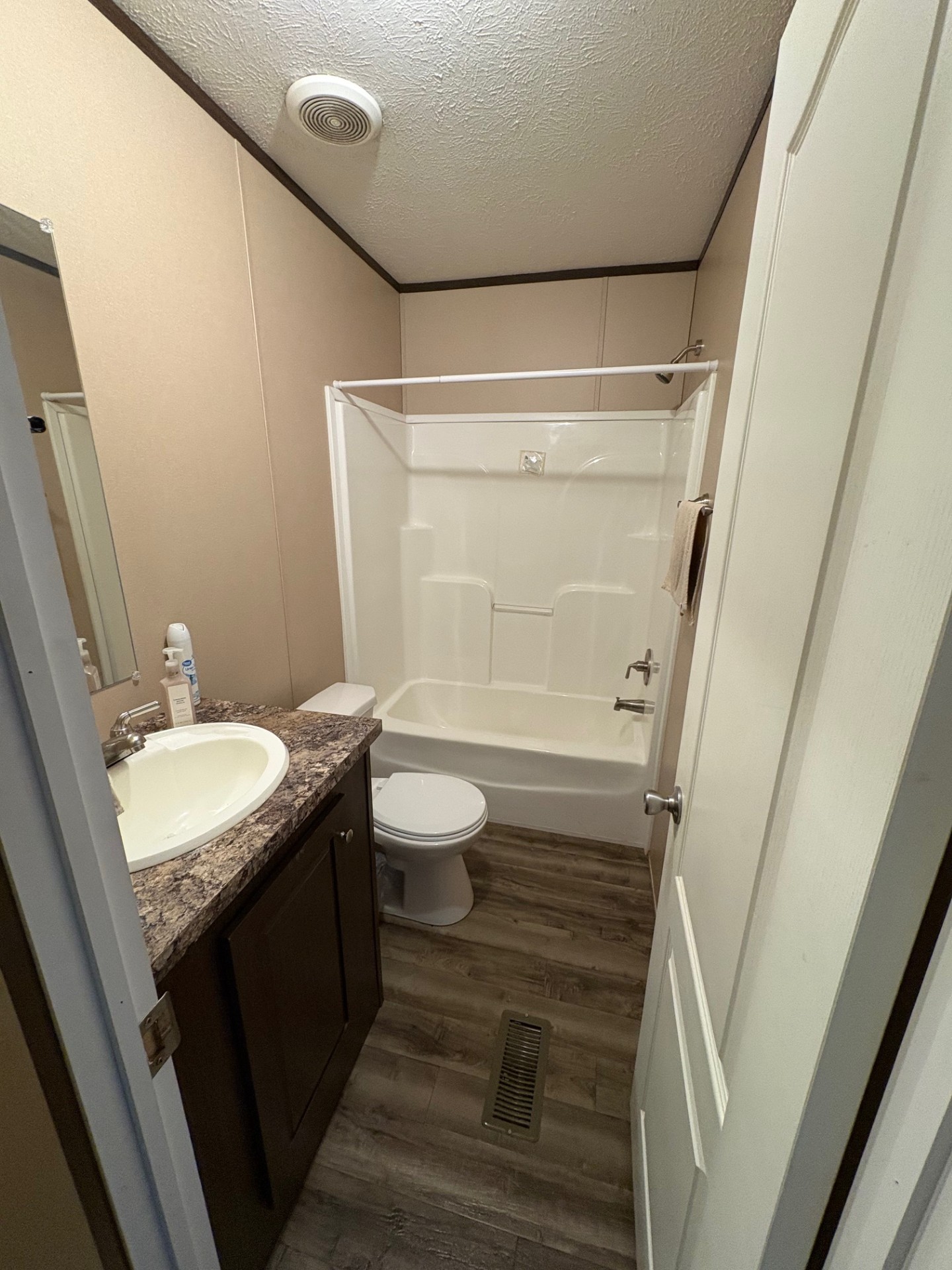 A photo of the Autumn Leaf Home