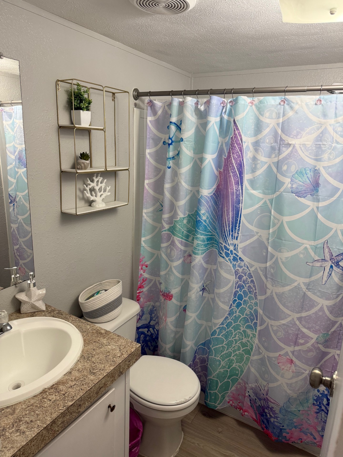 A photo of the Sunrise Oaks Home