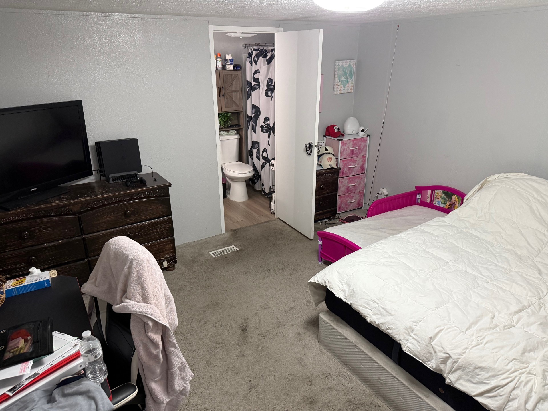 A photo of the Sunrise Oaks Home