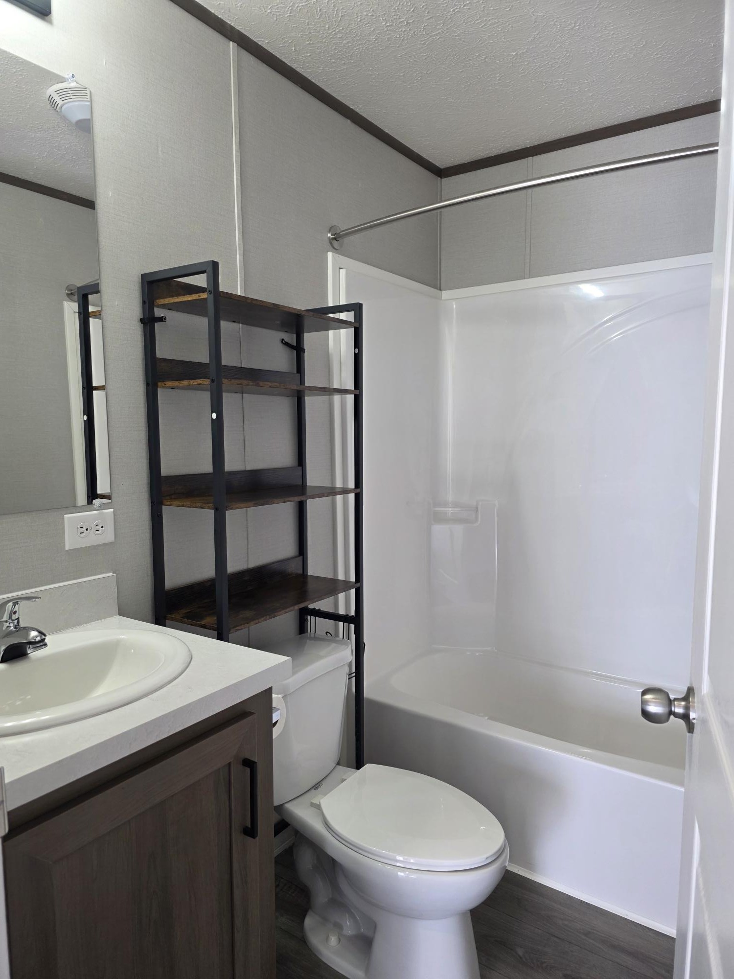 A photo of the Big Country Home