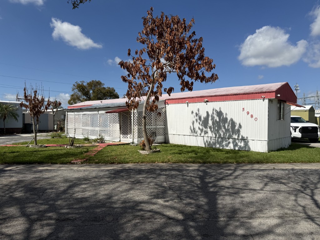 A photo of the Carriage Court Central Home