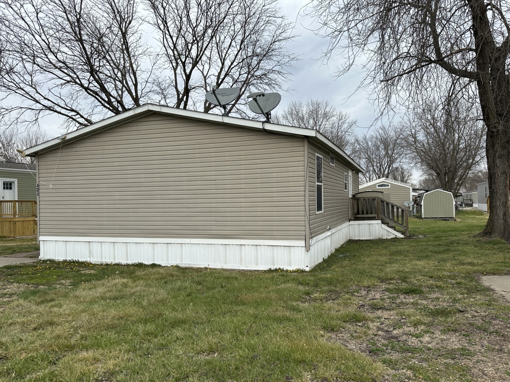 A photo of the Colonial Gardens Home
