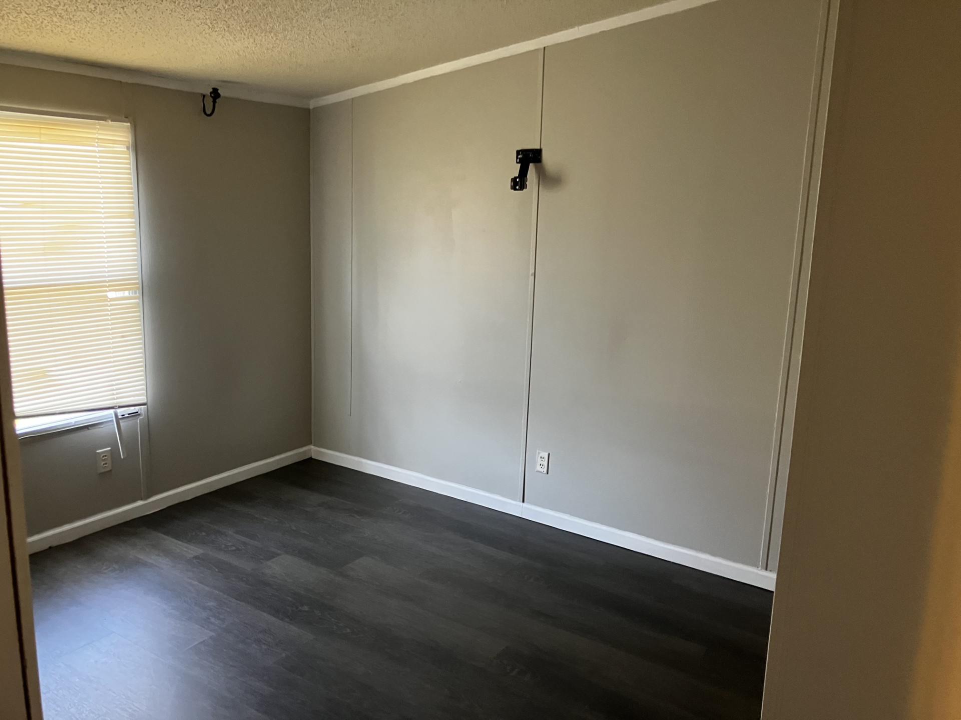 A photo of the Colonial Gardens Home