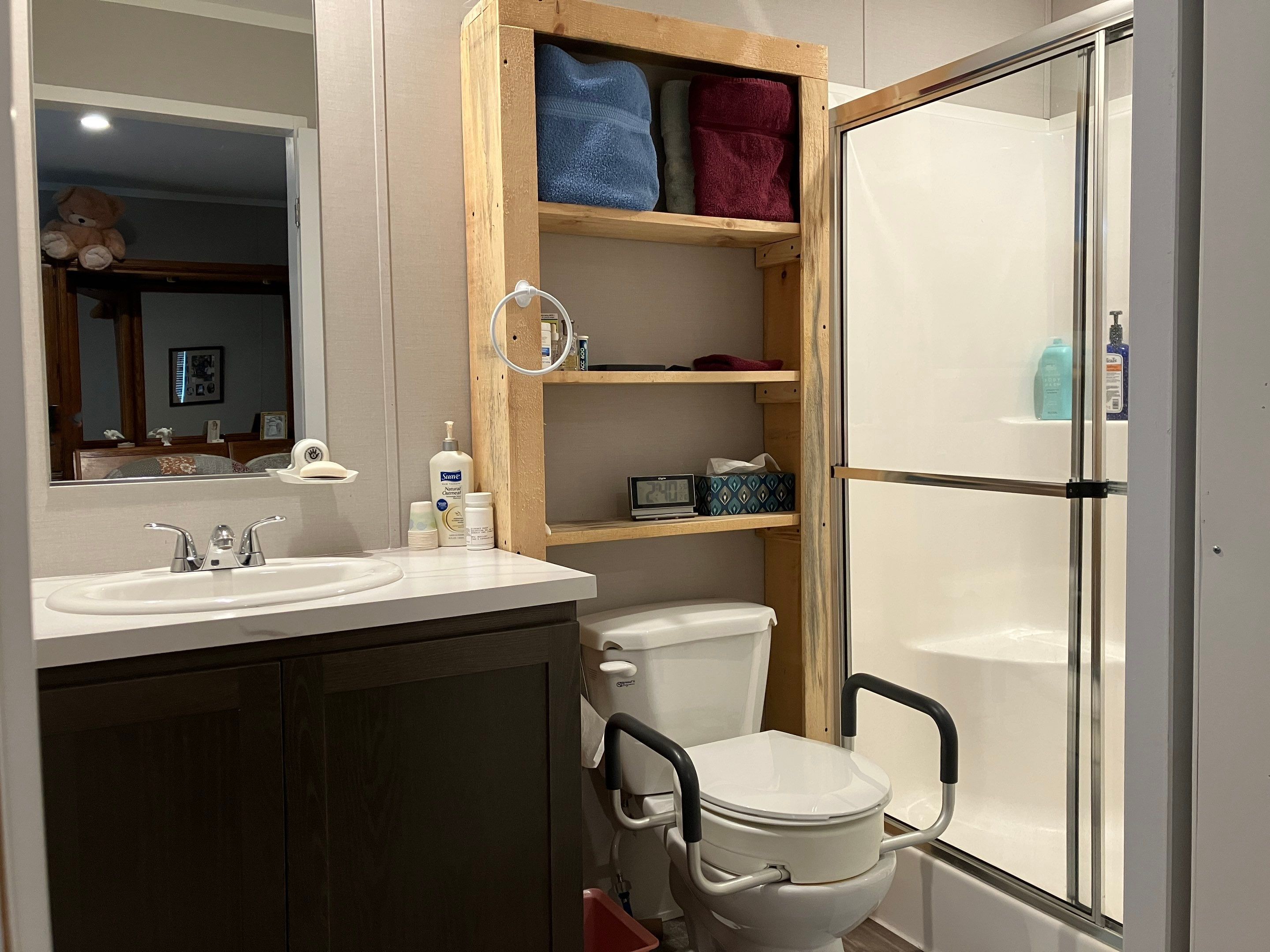 A photo of the River View Manor Home