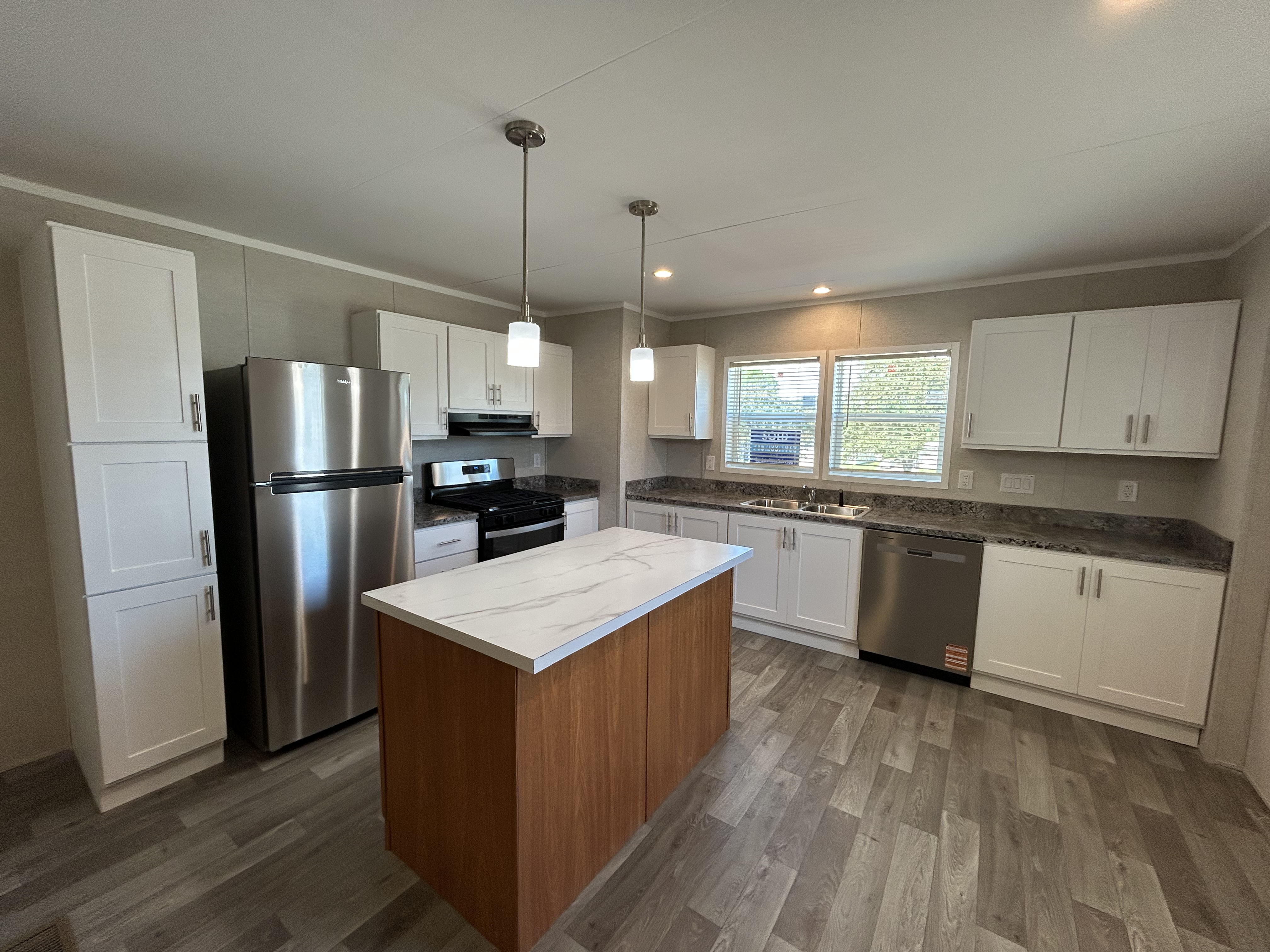 A photo of the Lakeshore Terrace Home