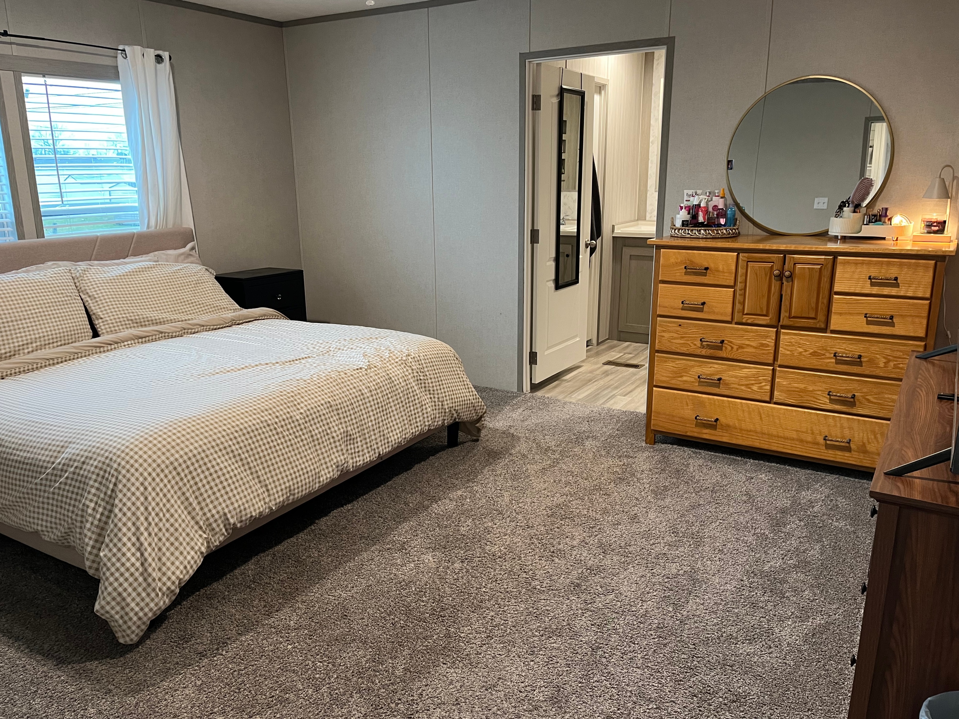 A photo of the Autumn Leaf Home