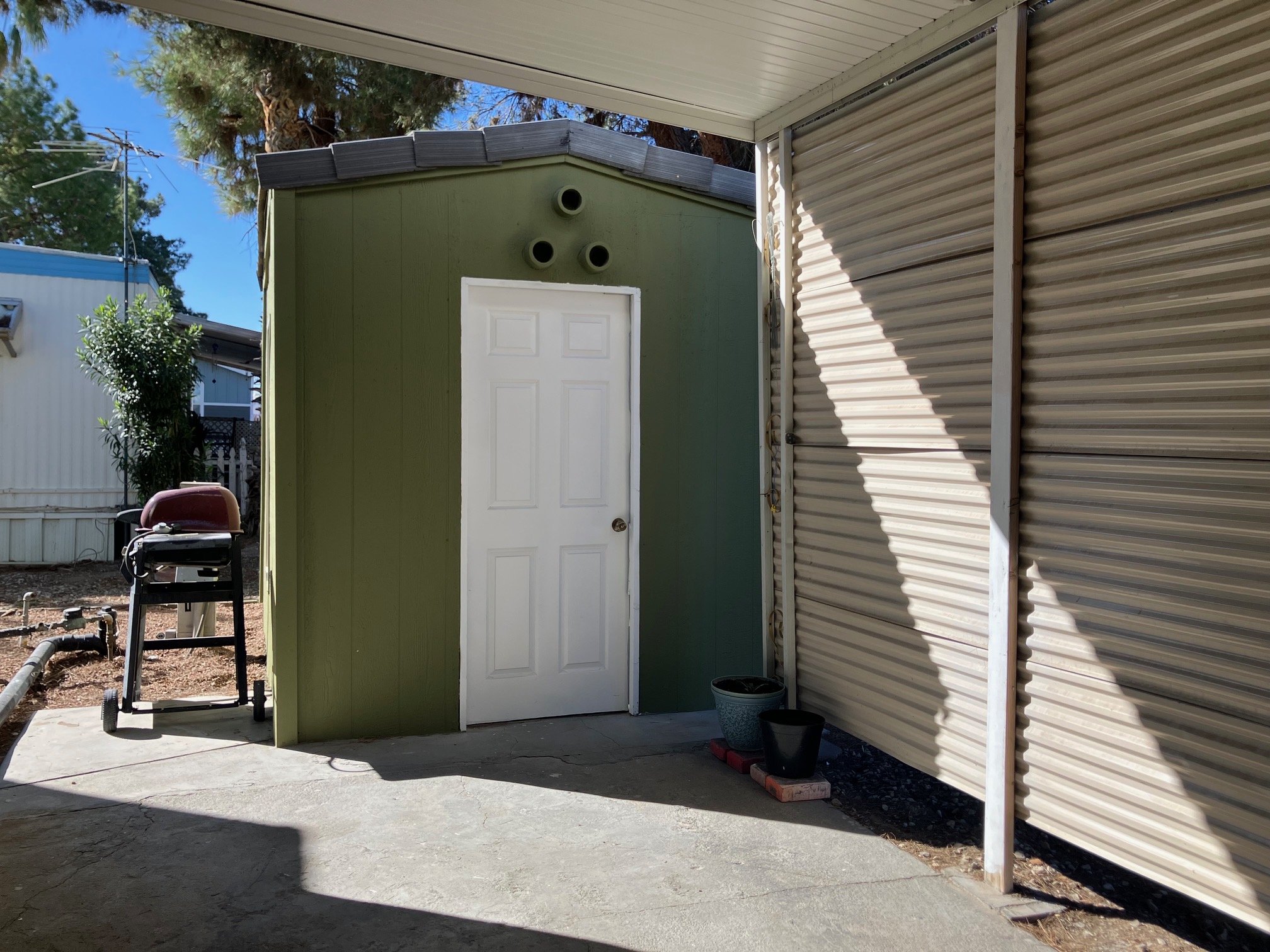 A photo of the Three Crowns Home