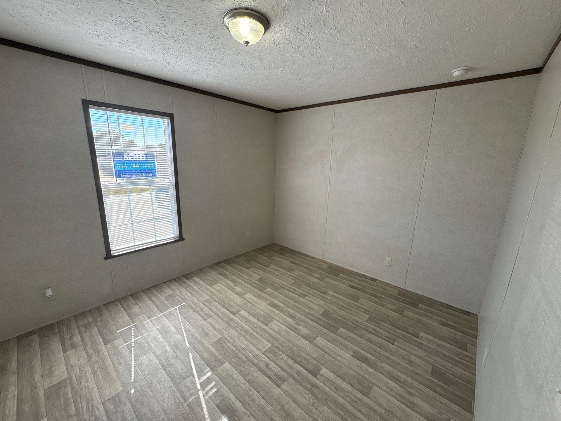 A photo of the Navajo Lake Estates Home
