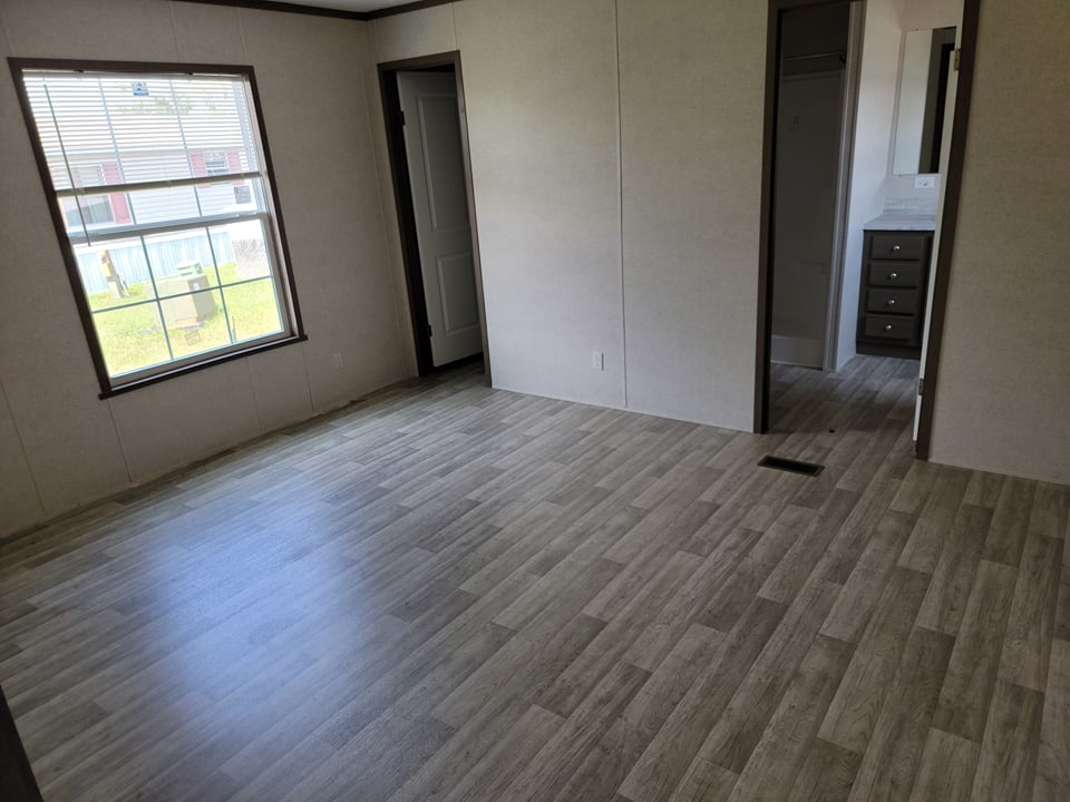 A photo of the Navajo Lake Estates Home