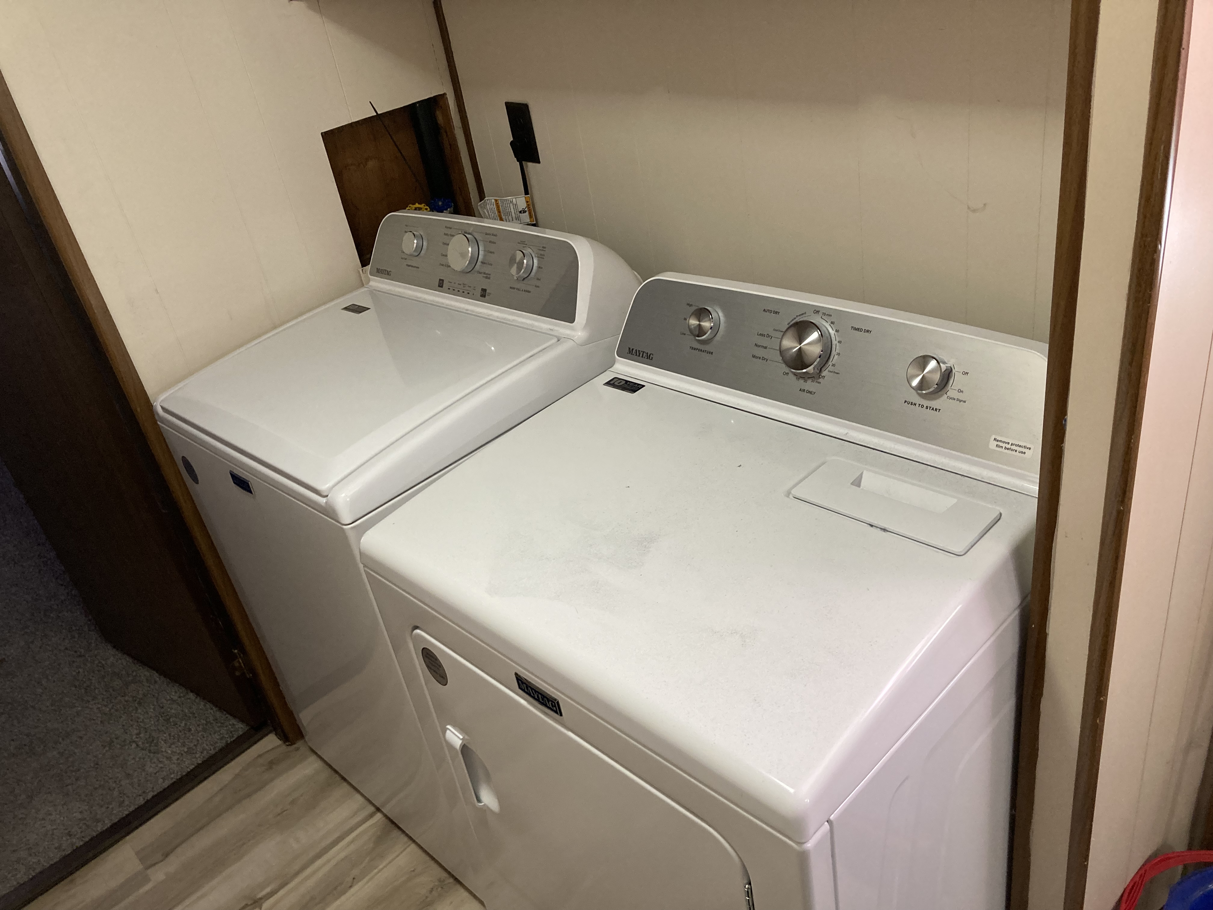 A photo of the Lakeshore Terrace Home