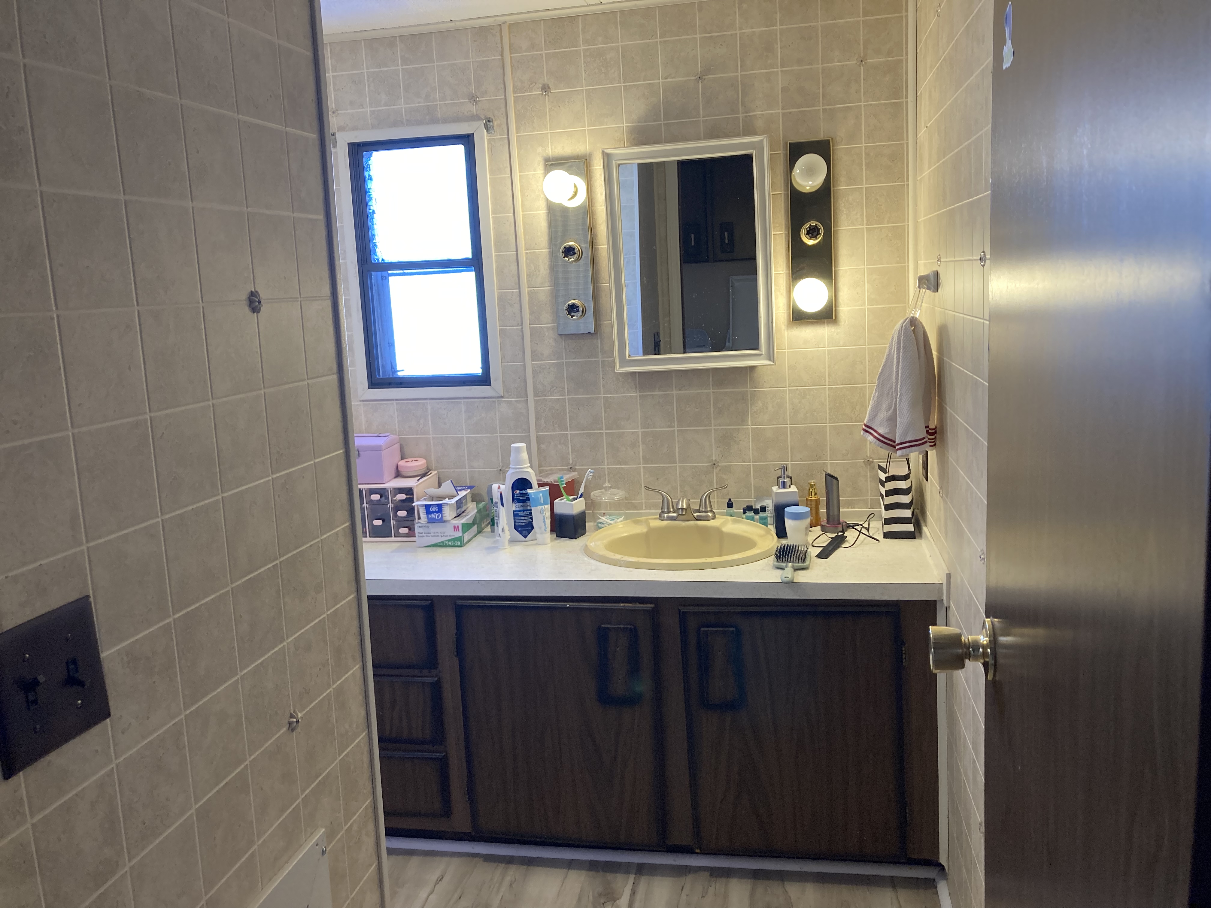 A photo of the Lakeshore Terrace Home